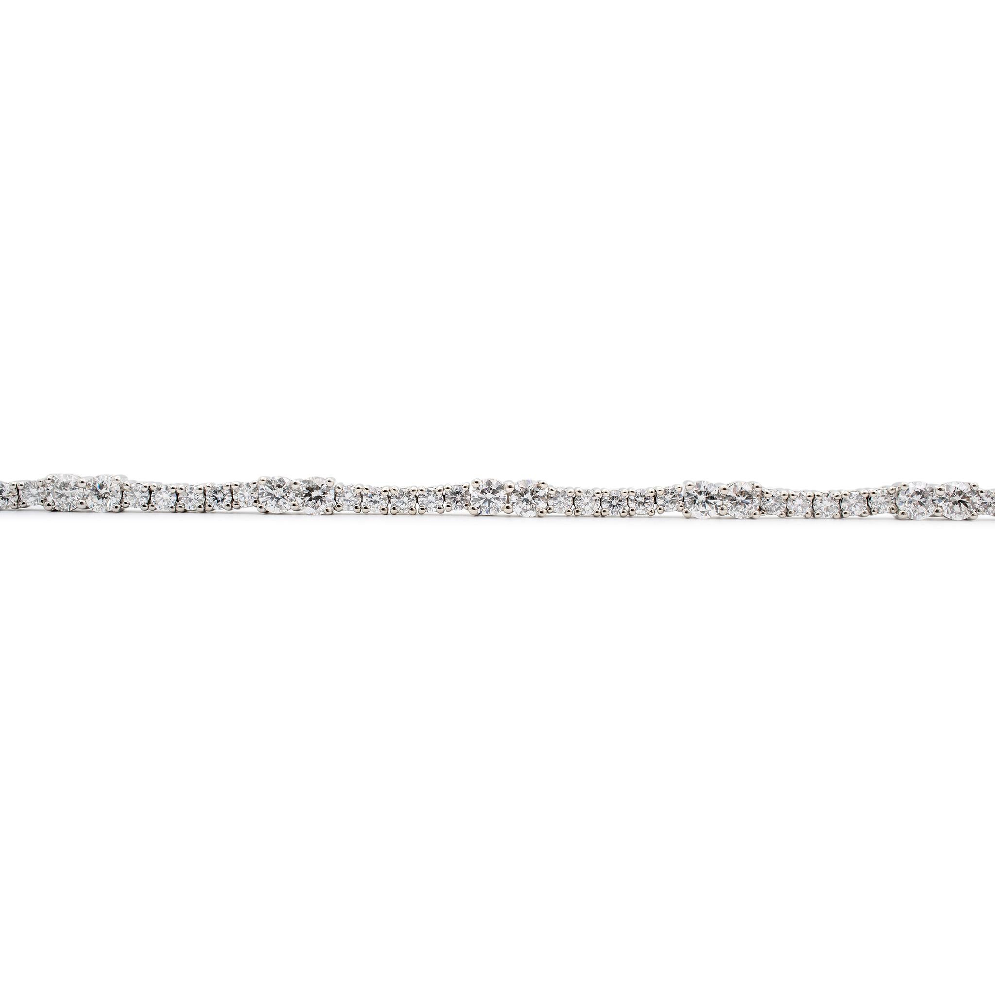 Round Cut 14K White Gold Alternate Design 5.07ct. Diamond Tennis Bracelet For Sale