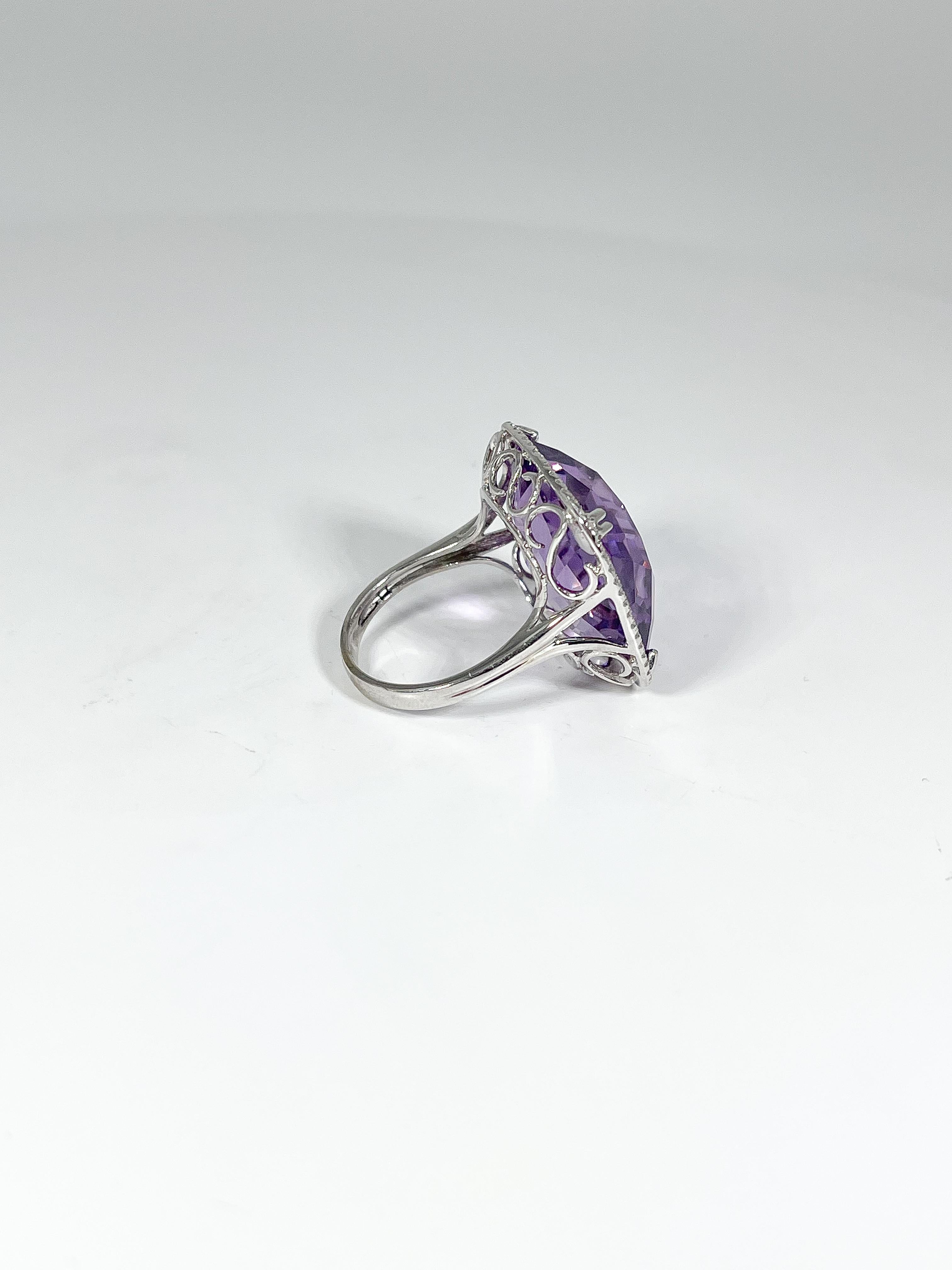 14K White Gold Amethyst and Diamond Ring 1 CTW In Excellent Condition For Sale In Stuart, FL