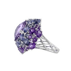 14 Karat Weißgold Kuppelring mit Amethyst-Iolith-Diamant