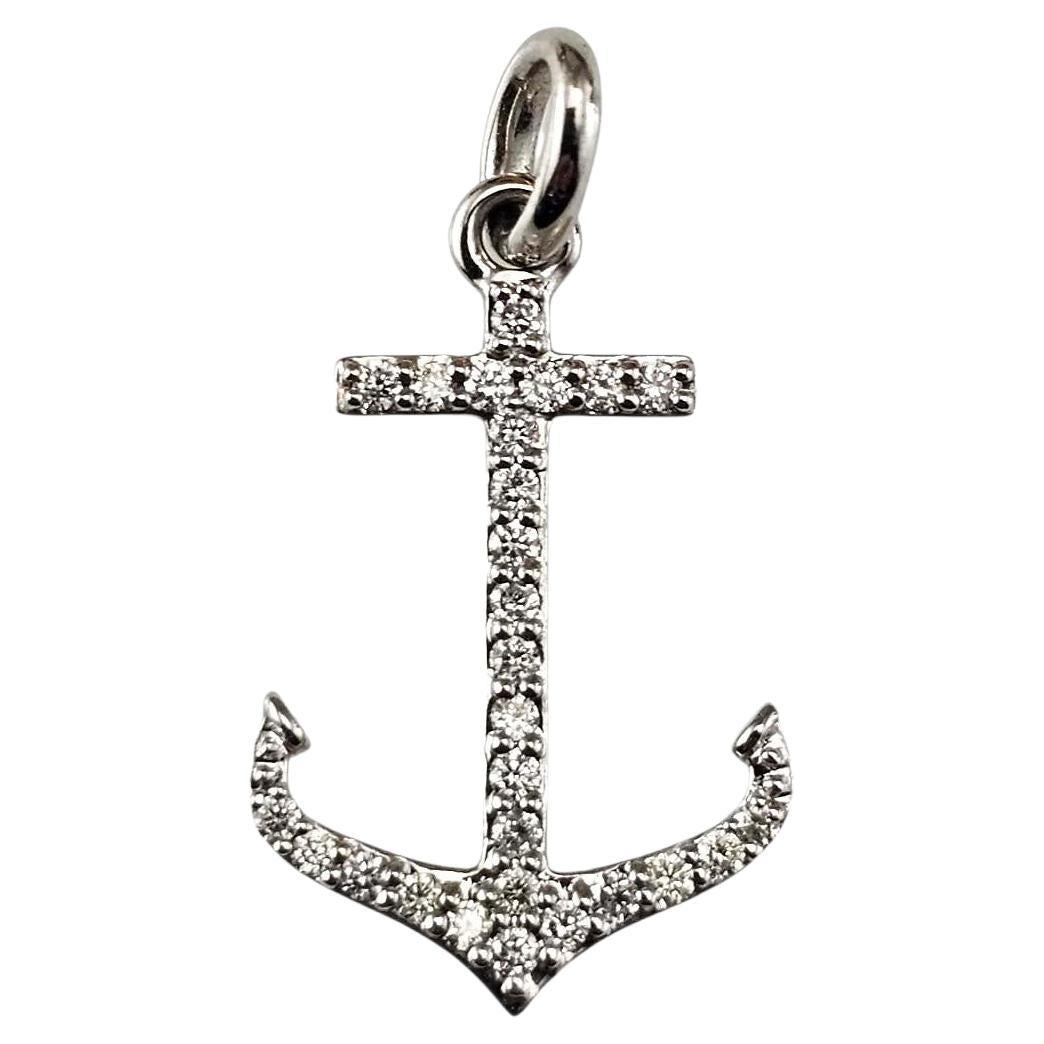 Ciondolo ad ancora in oro bianco 14K e diamanti #23525