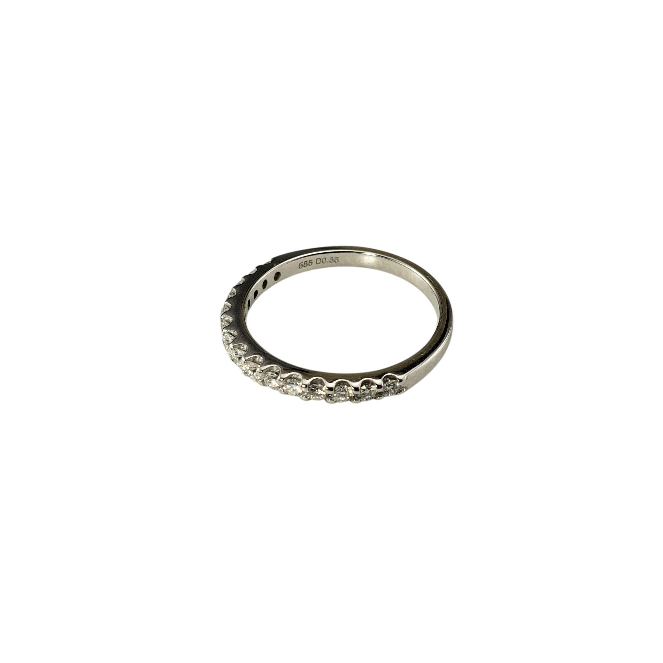 Taille brillant Bague en or blanc 14K et diamant Taille 5.25 #23306 en vente