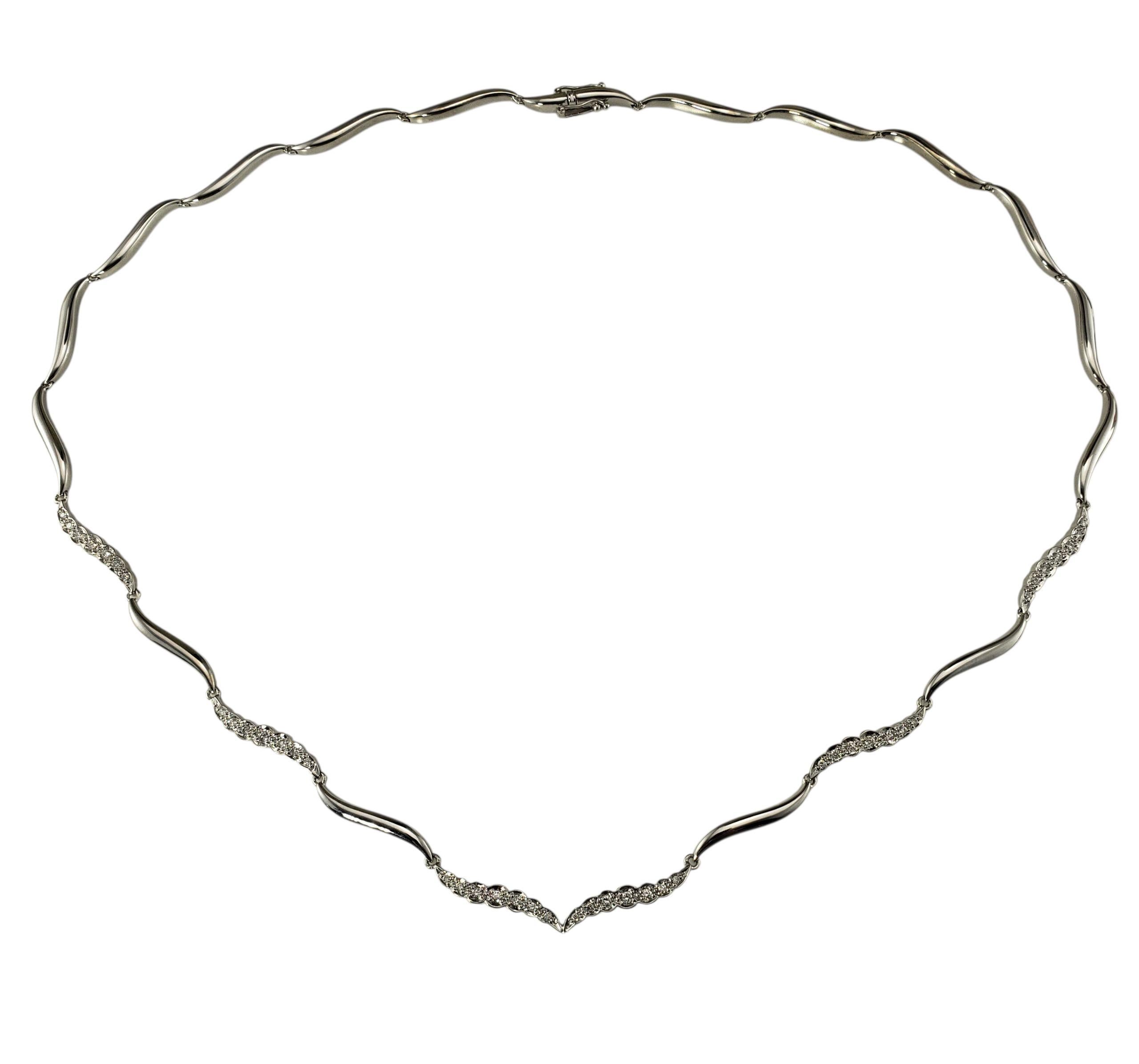 Collier en or blanc 14K et diamants #23297 en vente