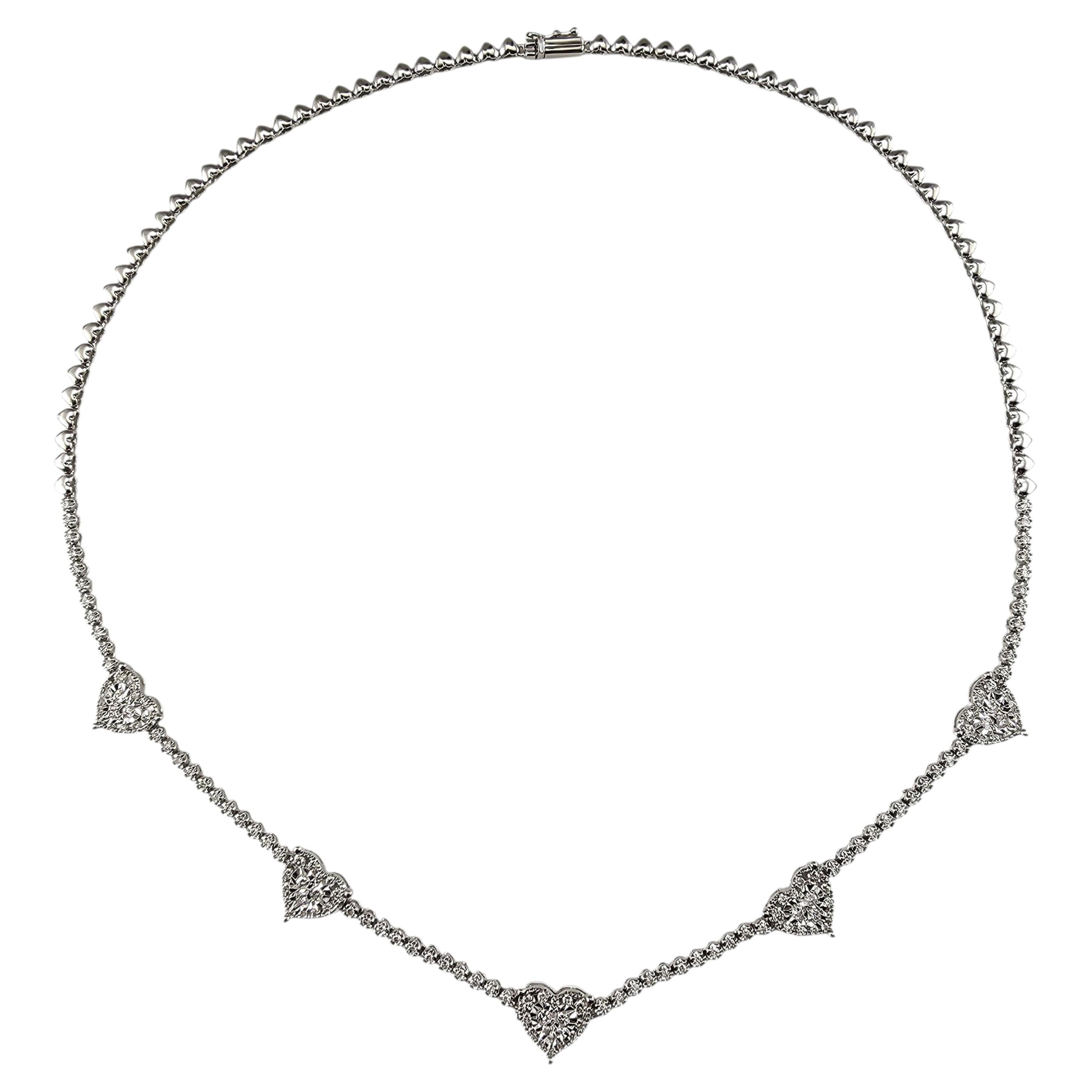 Collier de cœur en or blanc 14K et diamants 16" #24358 en vente