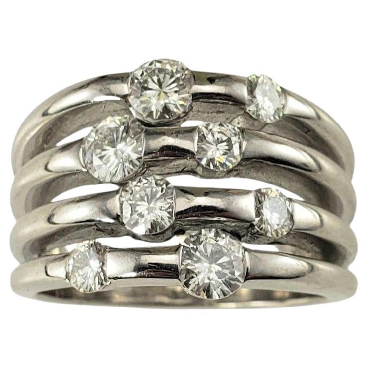 Anello a più file in oro bianco 14K e moissanite misura 7,5 #23016 in vendita
