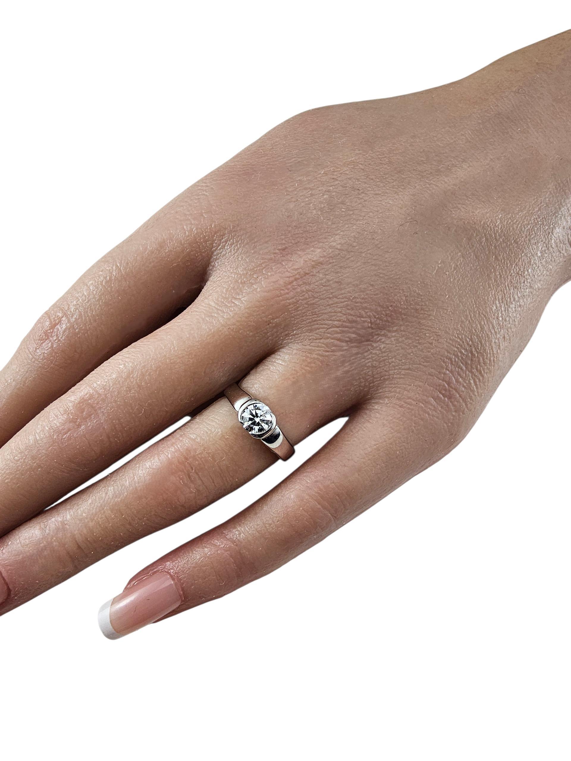 Anillo de compromiso de diamantes en oro blanco y platino de 14 quilates talla 6,25 #23554 en venta 2