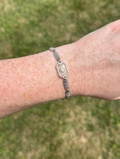 Bracciale a maglie in oro bianco con diamanti e cristalli di rocca Art Deco 1920s