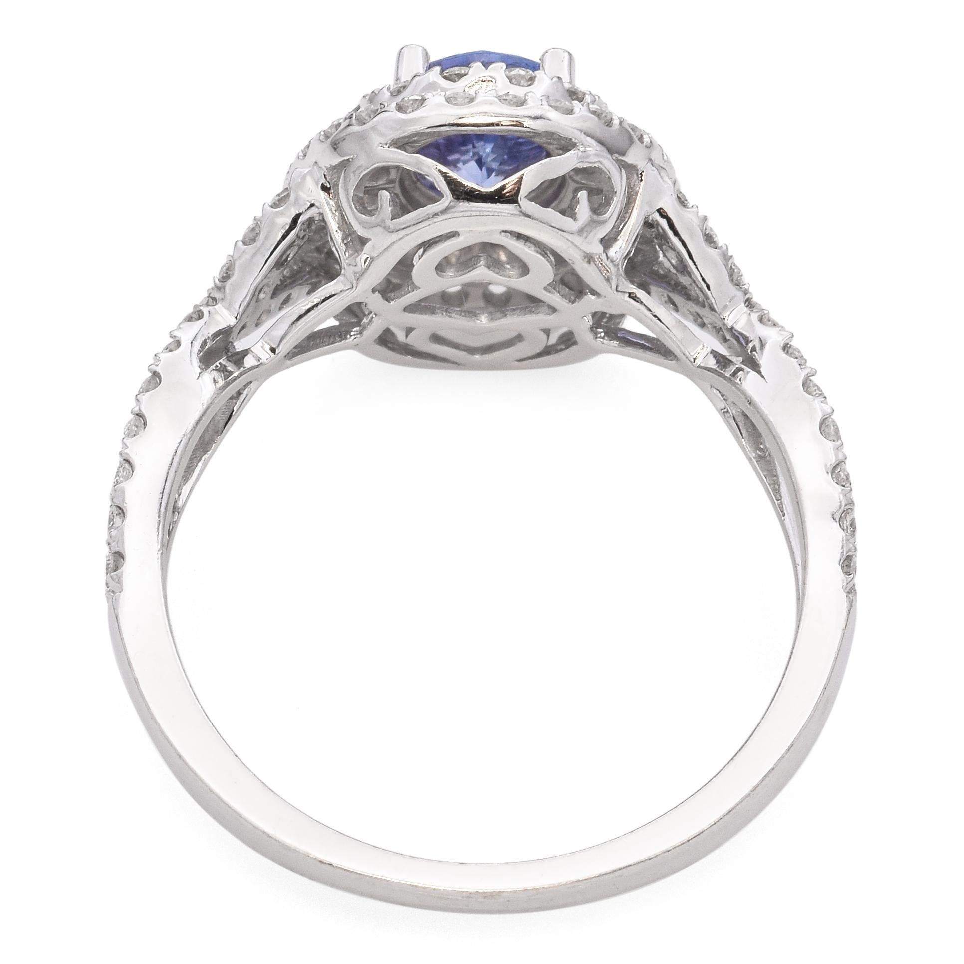 14k White Gold and Tanzanite Statement Ring For Sale 2