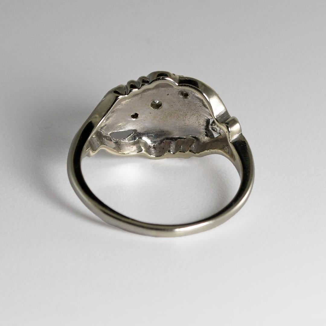 14K White Gold Antique Diamond Ring 0.10ct In Excellent Condition For Sale In Laguna Beach, CA