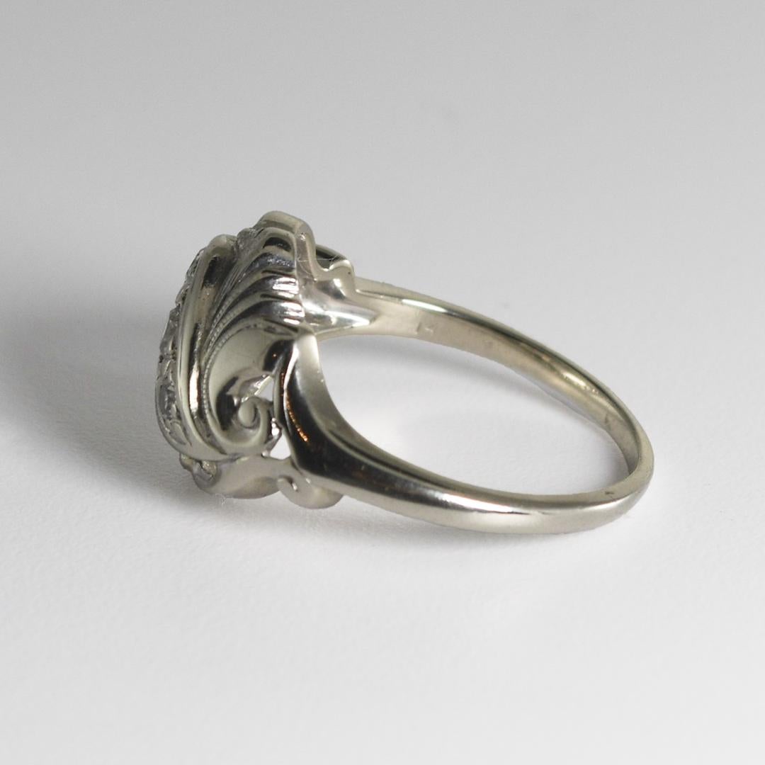 Women's or Men's 14K White Gold Antique Diamond Ring 0.10ct For Sale