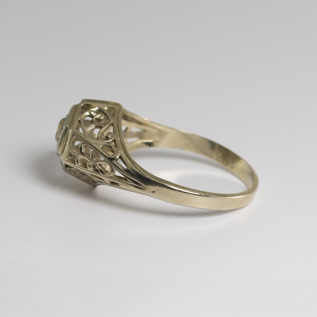 Women's or Men's 14K White Gold Antique Diamond Ring 0.20ct For Sale