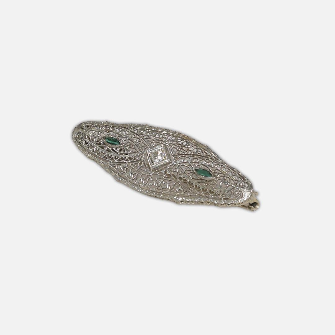 14K White Gold Antique Filigree Diamond Brooch In Excellent Condition For Sale In Laguna Beach, CA