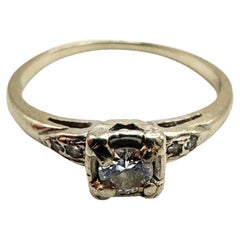 14 Karat Weißgold Antiker Ring mit Diamanten aus dem 19. Jahrhundert für Damen Größe: 7,25