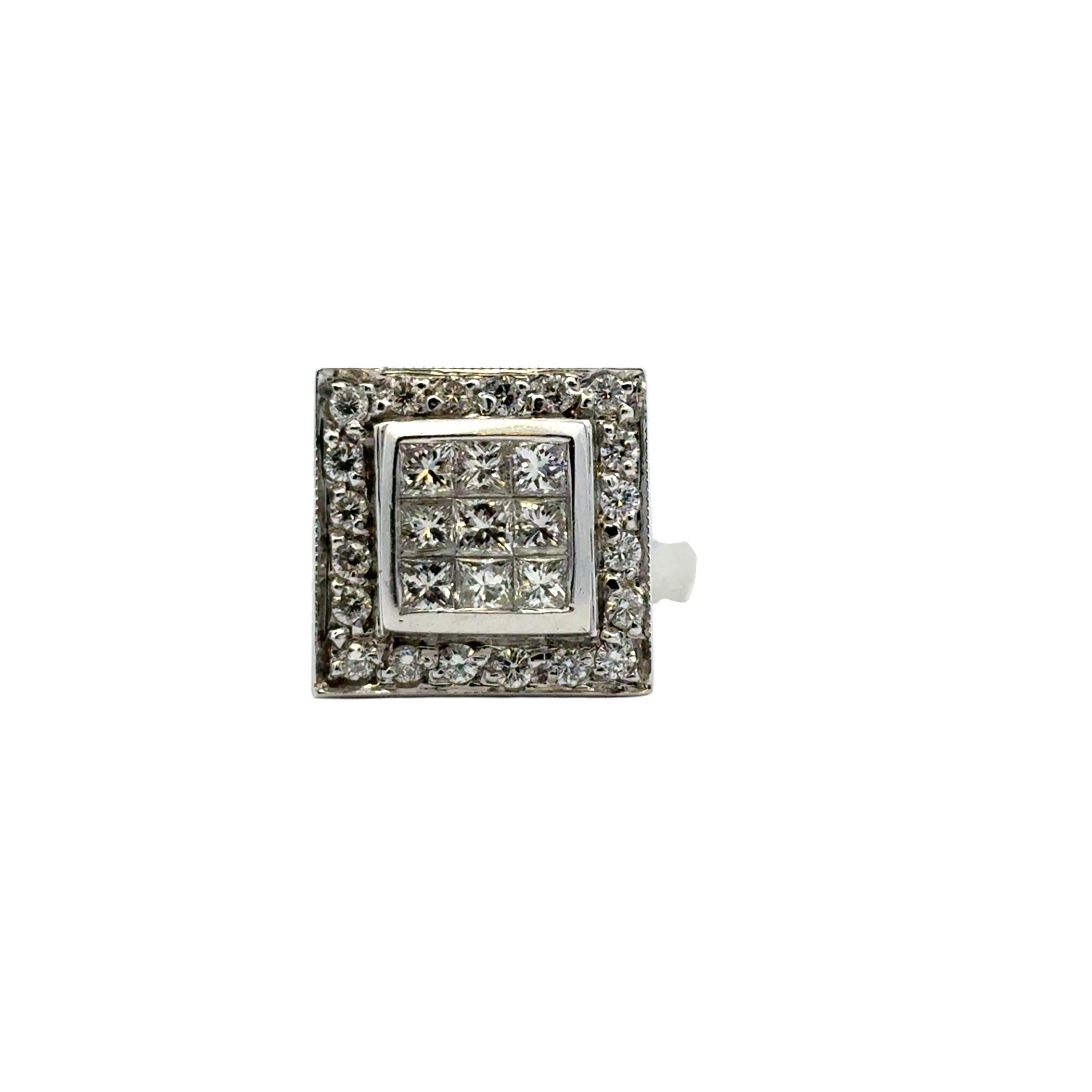 14k Weißgold ca. 0,73ctw Quadratischer Diamantring

Dieser atemberaubende quadratische Diamantring mit 0,73 Karat befindet sich in einem ausgezeichneten Zustand und ist sofort versandbereit!

MATERIAL: 14k Weißgold
Hauptdiamanten Details: Dieser