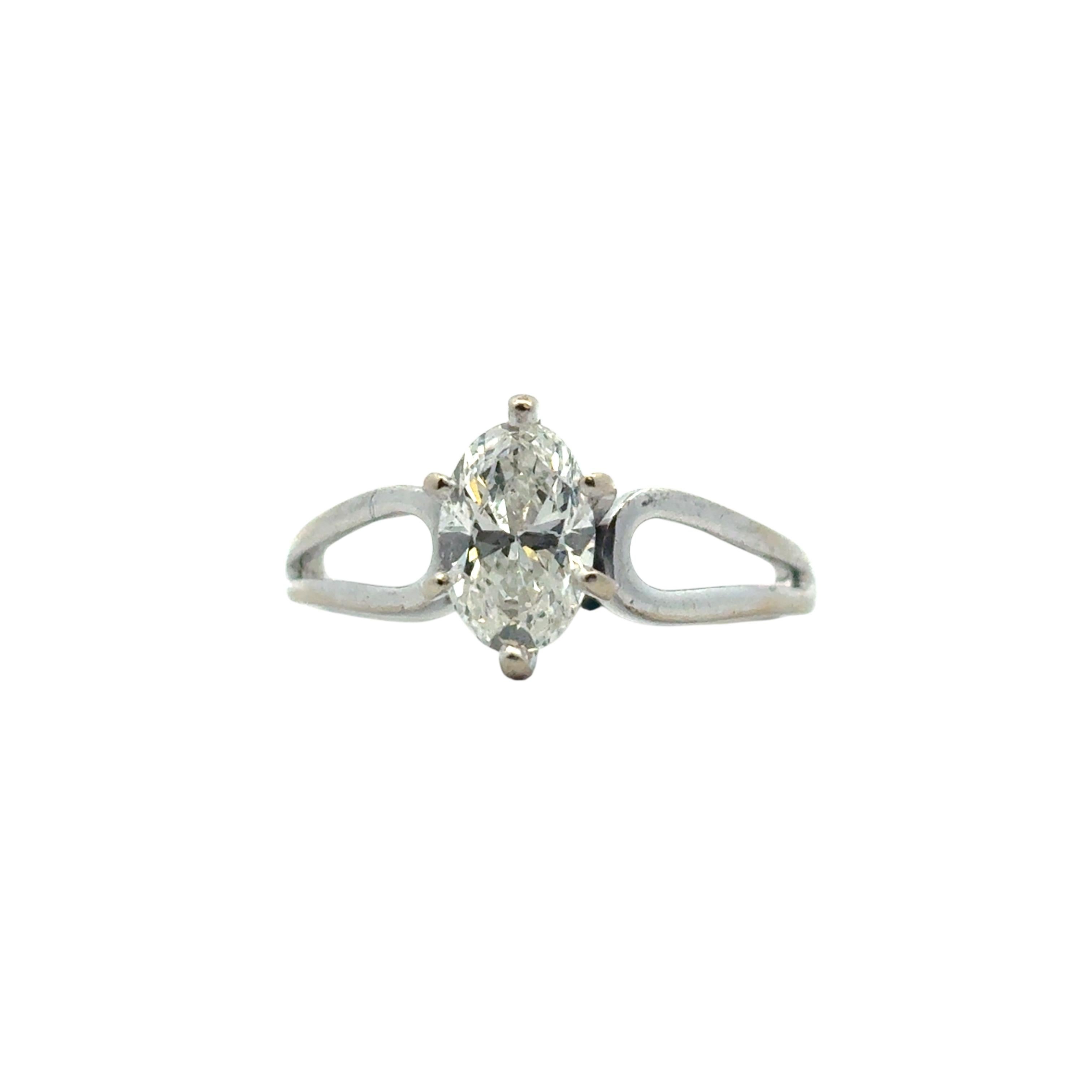 14k White Gold approx. 0.75 ct Natural Marquise Diamond Ring

This exquisite 0.75ct Marquise Diamond Ring comes in excellent condition, ready to ship, and includes a luxurious Diamonds by Raymond Lee presentation box—making it perfect for proposals,