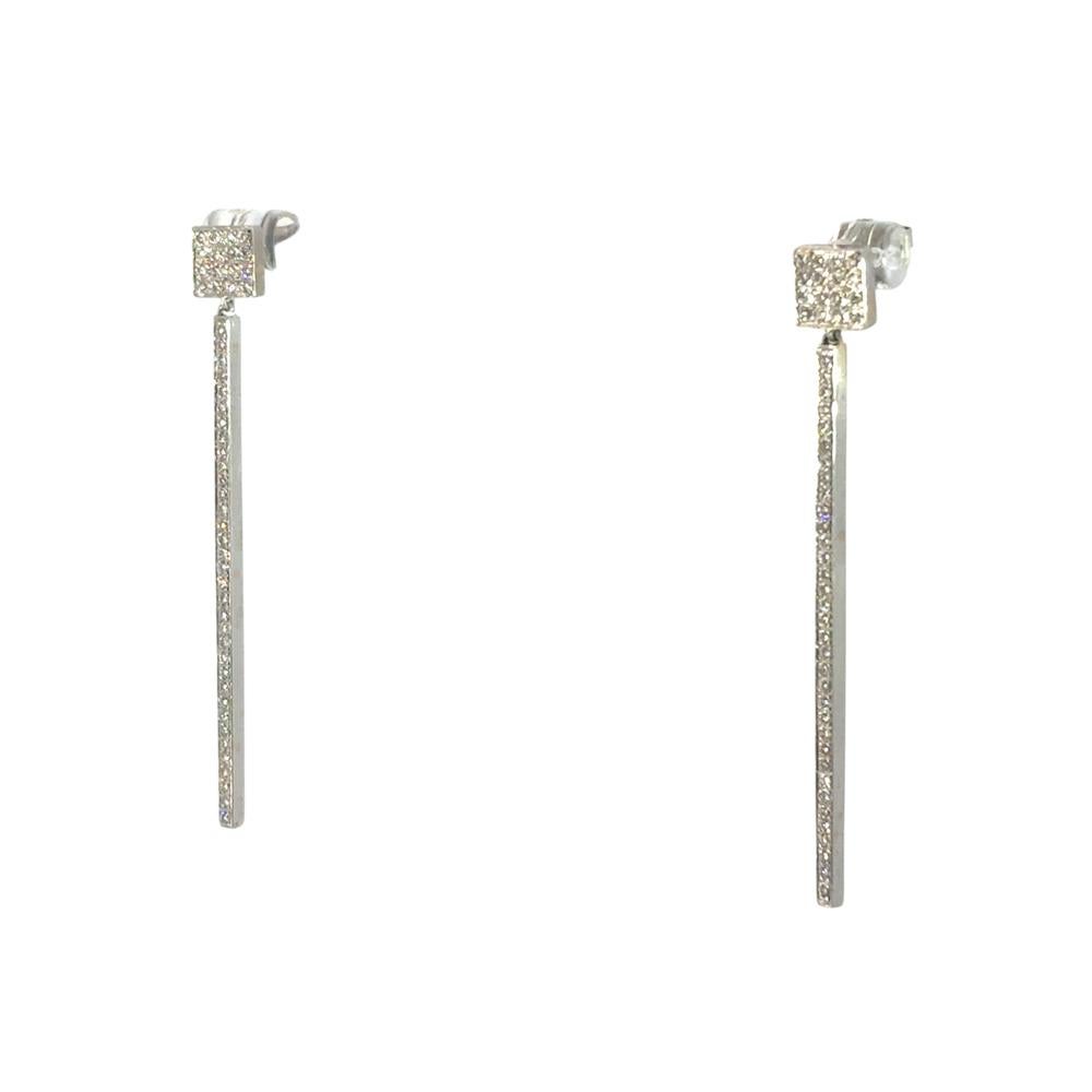 Orecchini pendenti in oro bianco 14k con diamanti tondi brillanti naturali di circa 0,85ctw In condizioni ottime in vendita a Boca Raton, FL