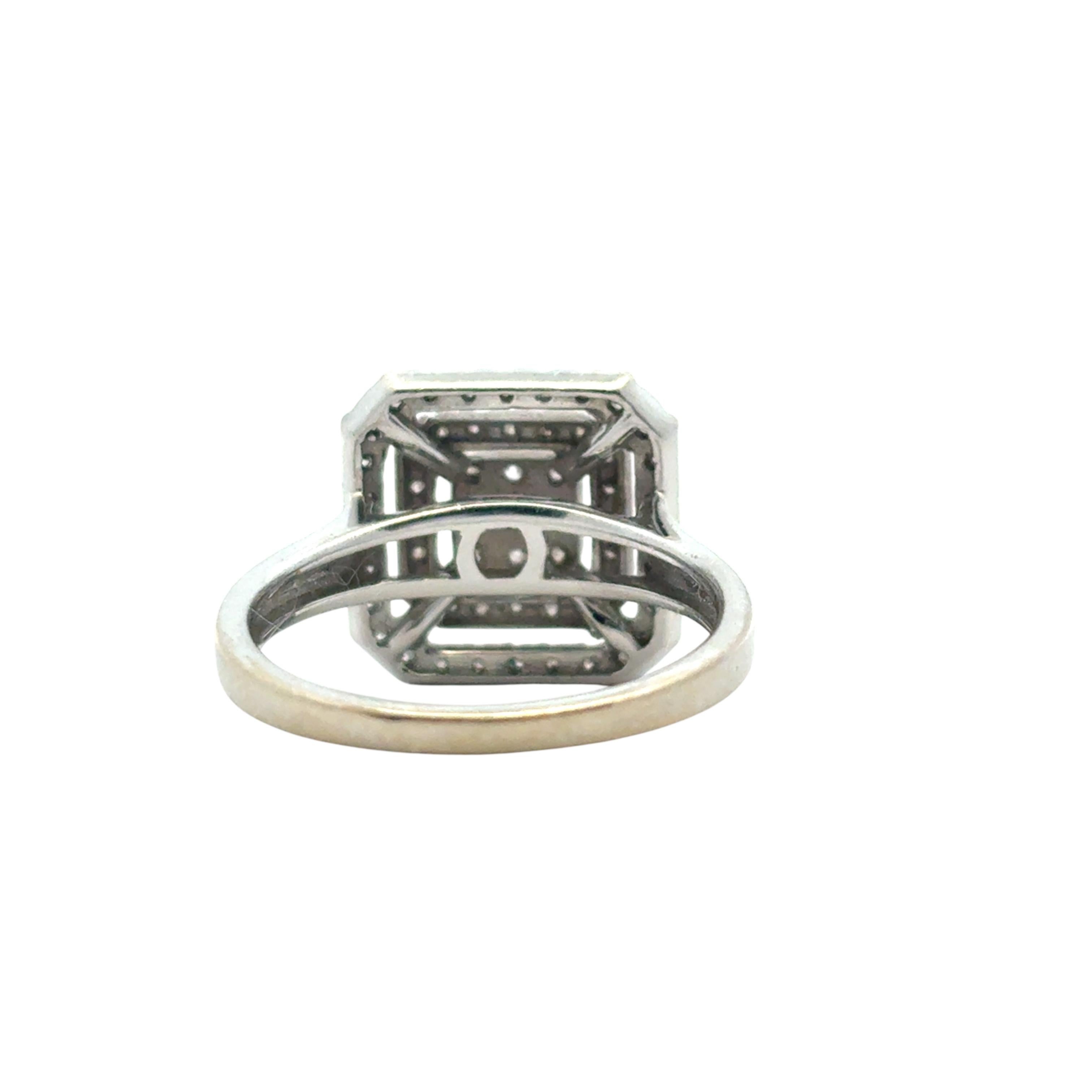 14k White Gold approx. 1.7ctw Round Pave Diamond Square Ring Pour femmes en vente