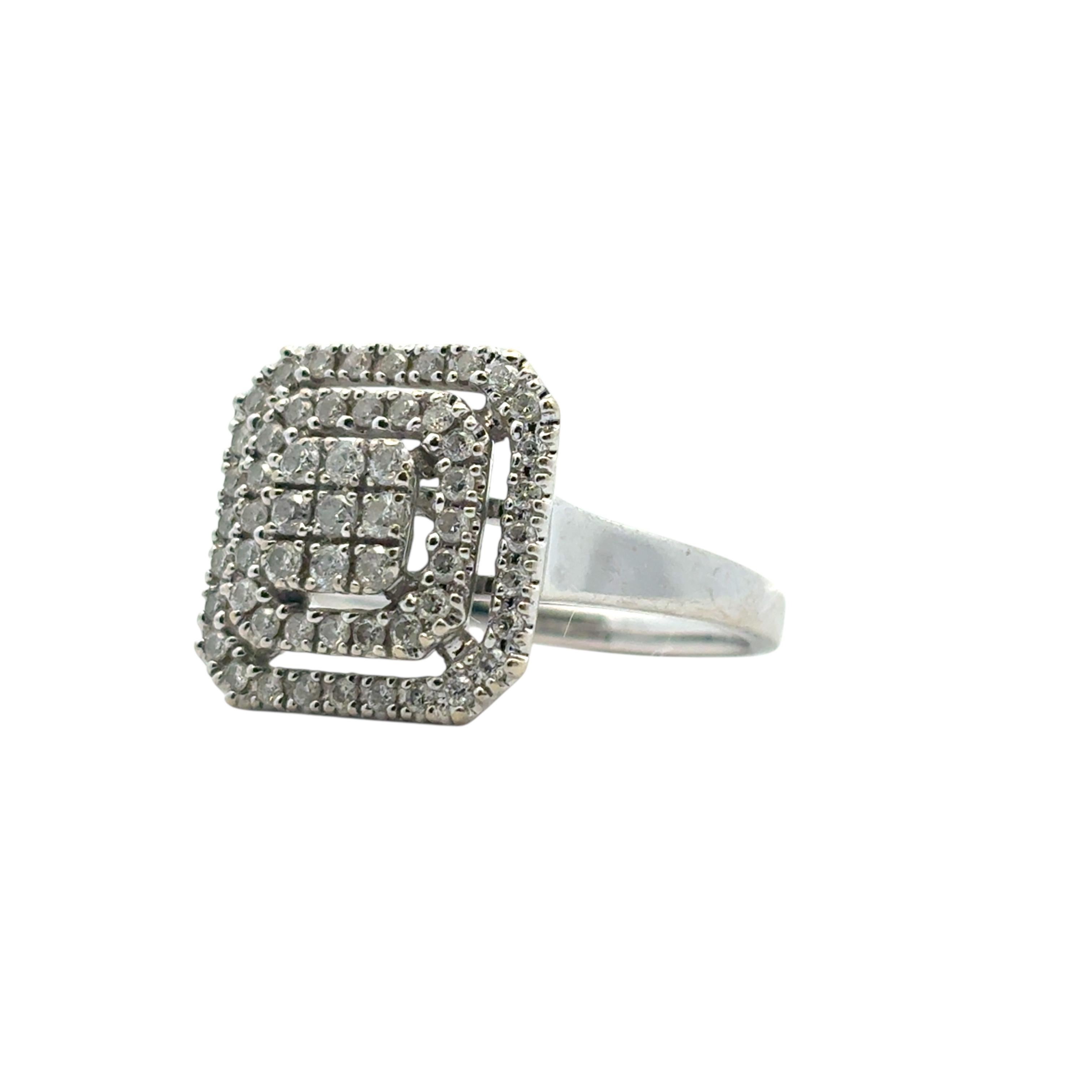 14k White Gold approx. 1.7ctw Round Pave Diamond Square Ring en vente 3