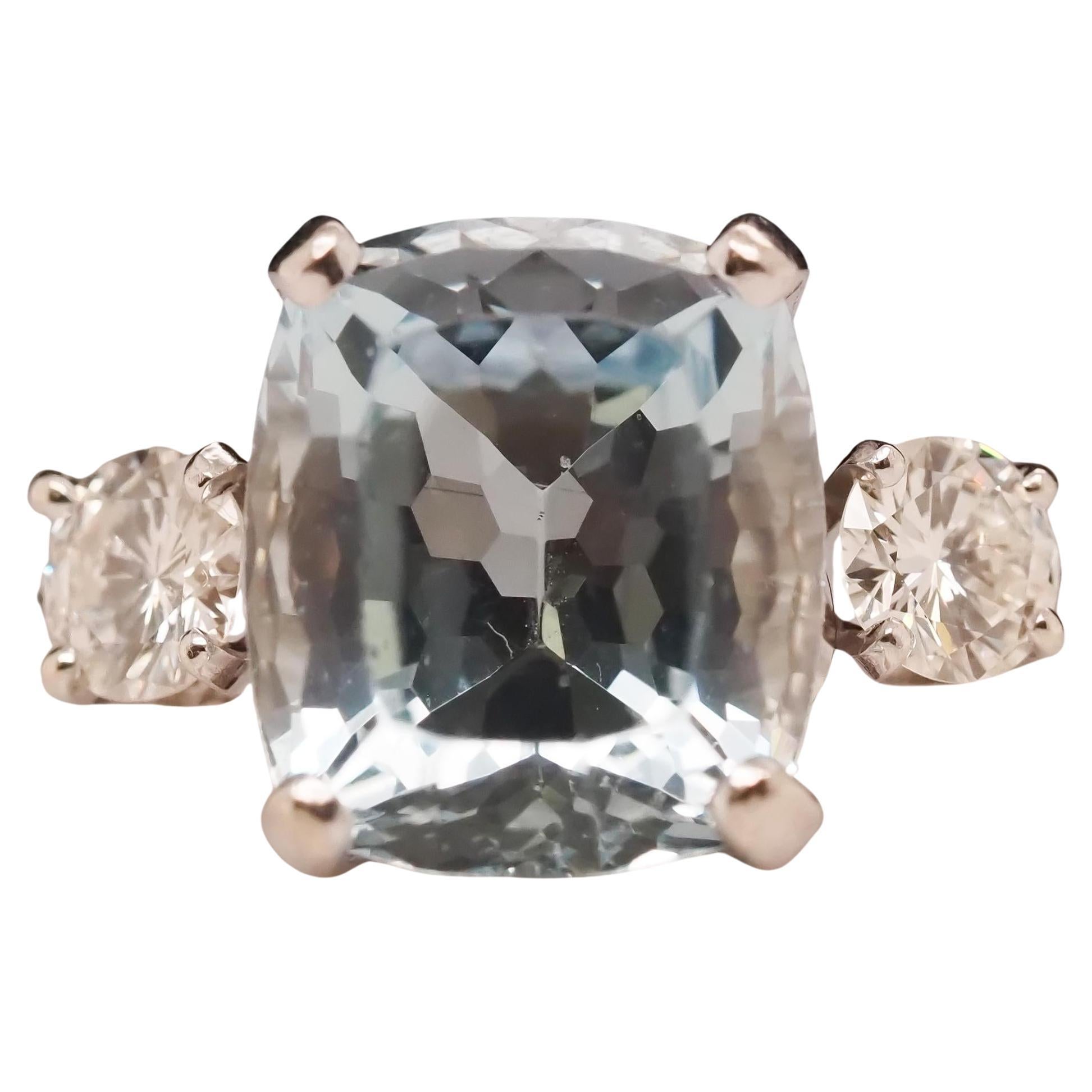 14K White Gold Aquamarine and Diamond 3 Stone Ring For Sale