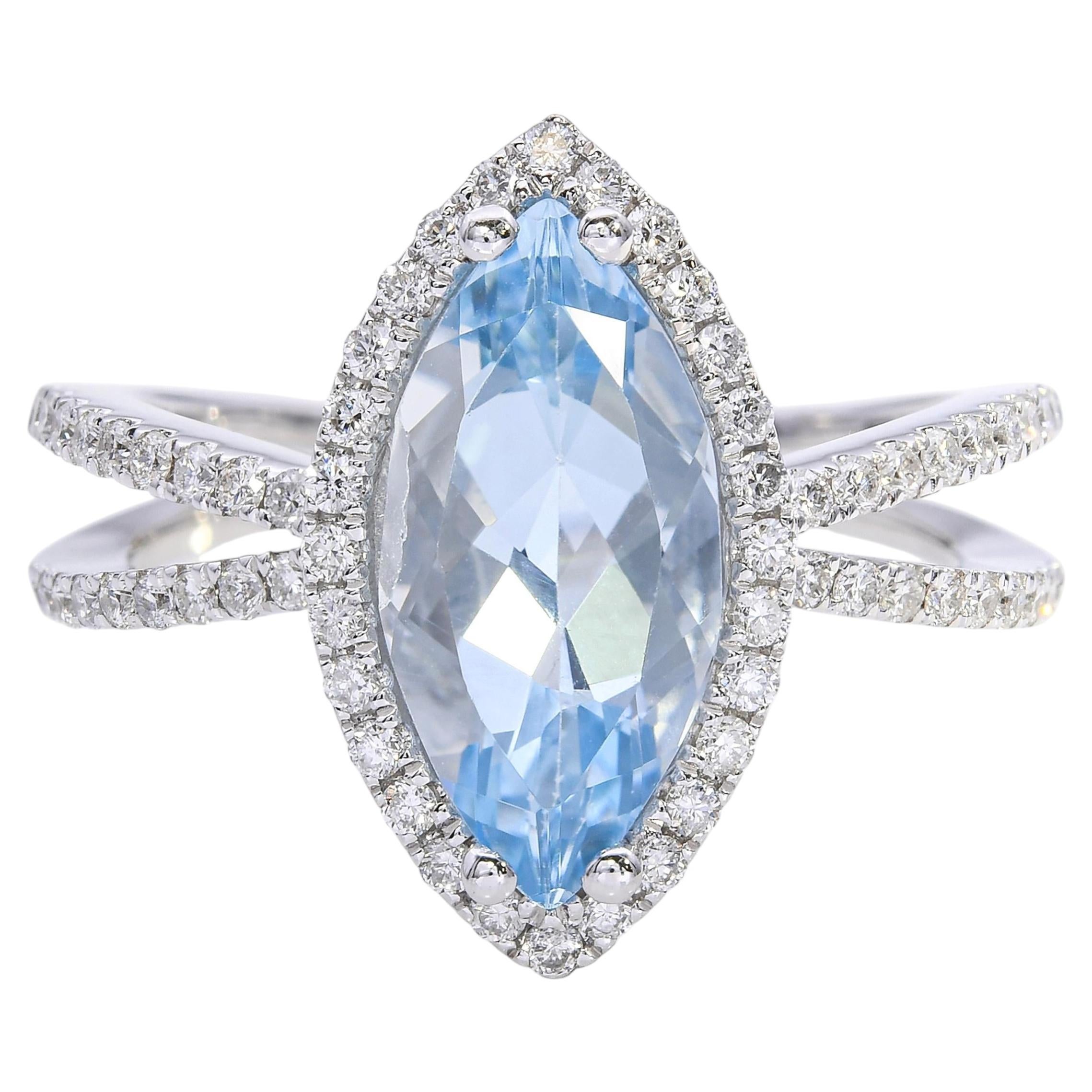 14k Weißgold Aquamarin und Diamant Split Shank Ring