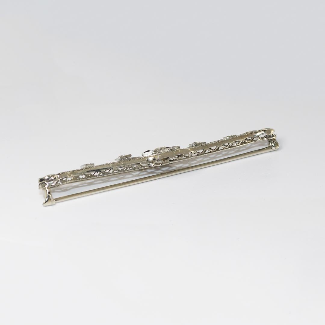Spilla Art Deco in oro bianco 14K 0,50ct In condizioni ottime in vendita a Laguna Beach, CA