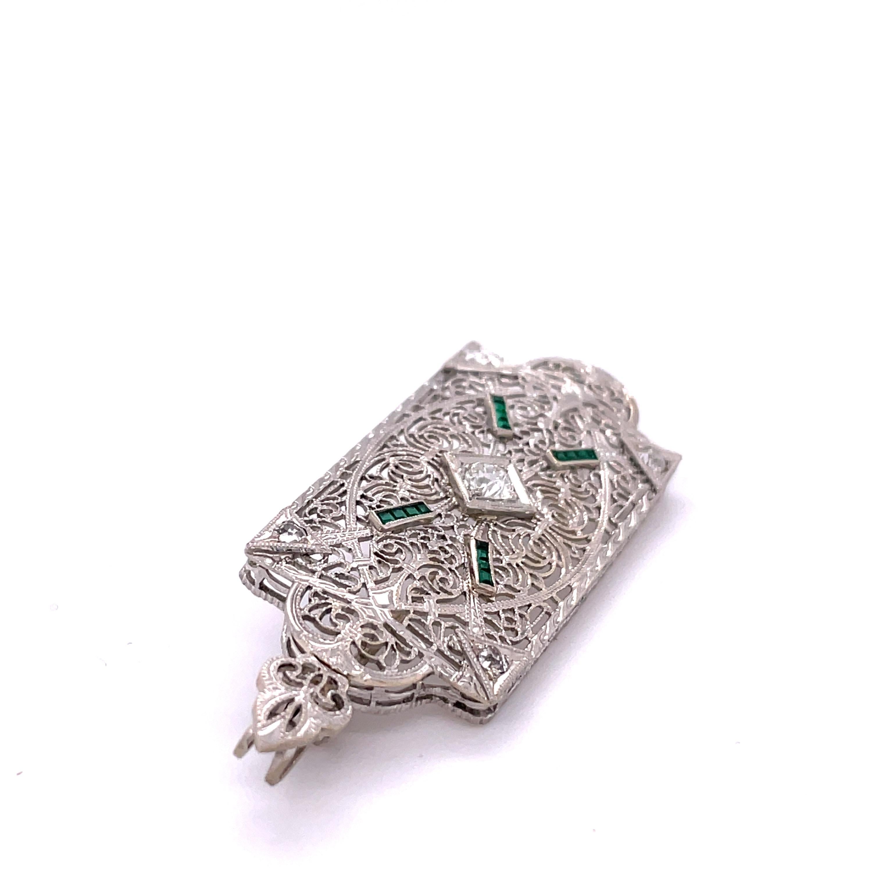 Item Details: 
Metal Type: 14K White Gold  [Hallmarked, and Tested]
Weight:  5.1 grams

Center Diamond Details:
Weight: .20ct, total weight
Cut: Old European brilliant
Color: G
Clarity: VS

Side Stone Details:
Weight: .30cttw
Cut: Straight Baguette