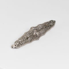 14K White Gold Art Deco Filigree Pin with Diamond & Blue Spinel