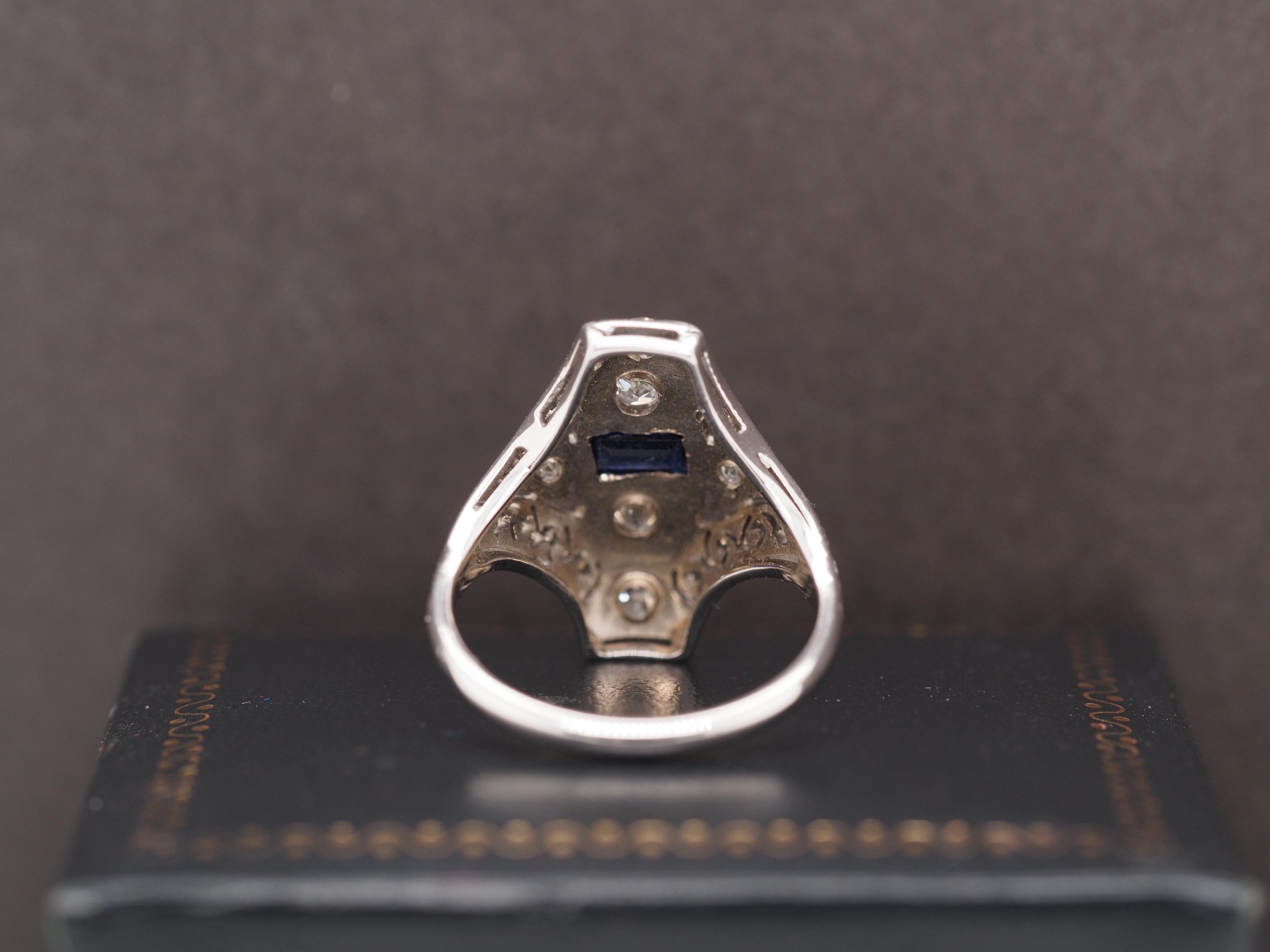 14K White Gold Art Deco Old European Diamond and Sapphire Shield Ring In Good Condition For Sale In Atlanta, GA