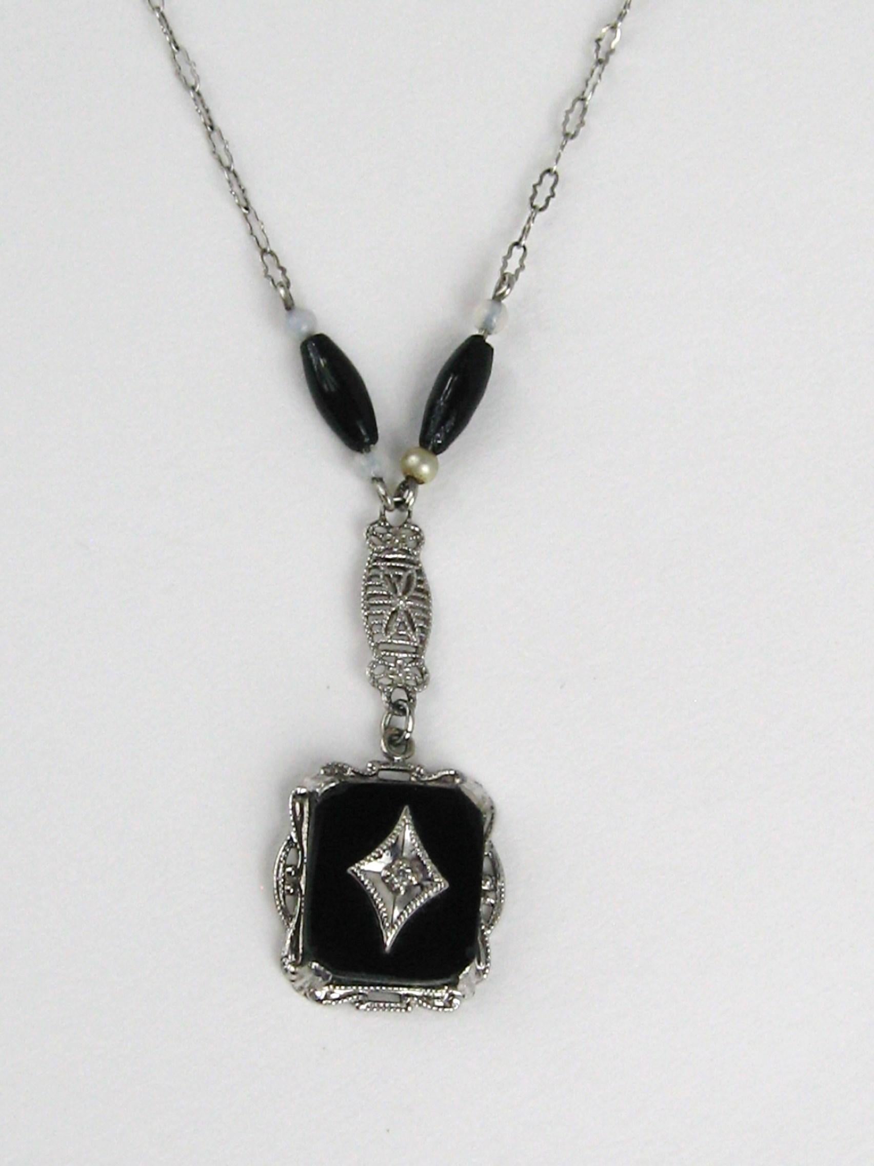 white gold onyx necklace