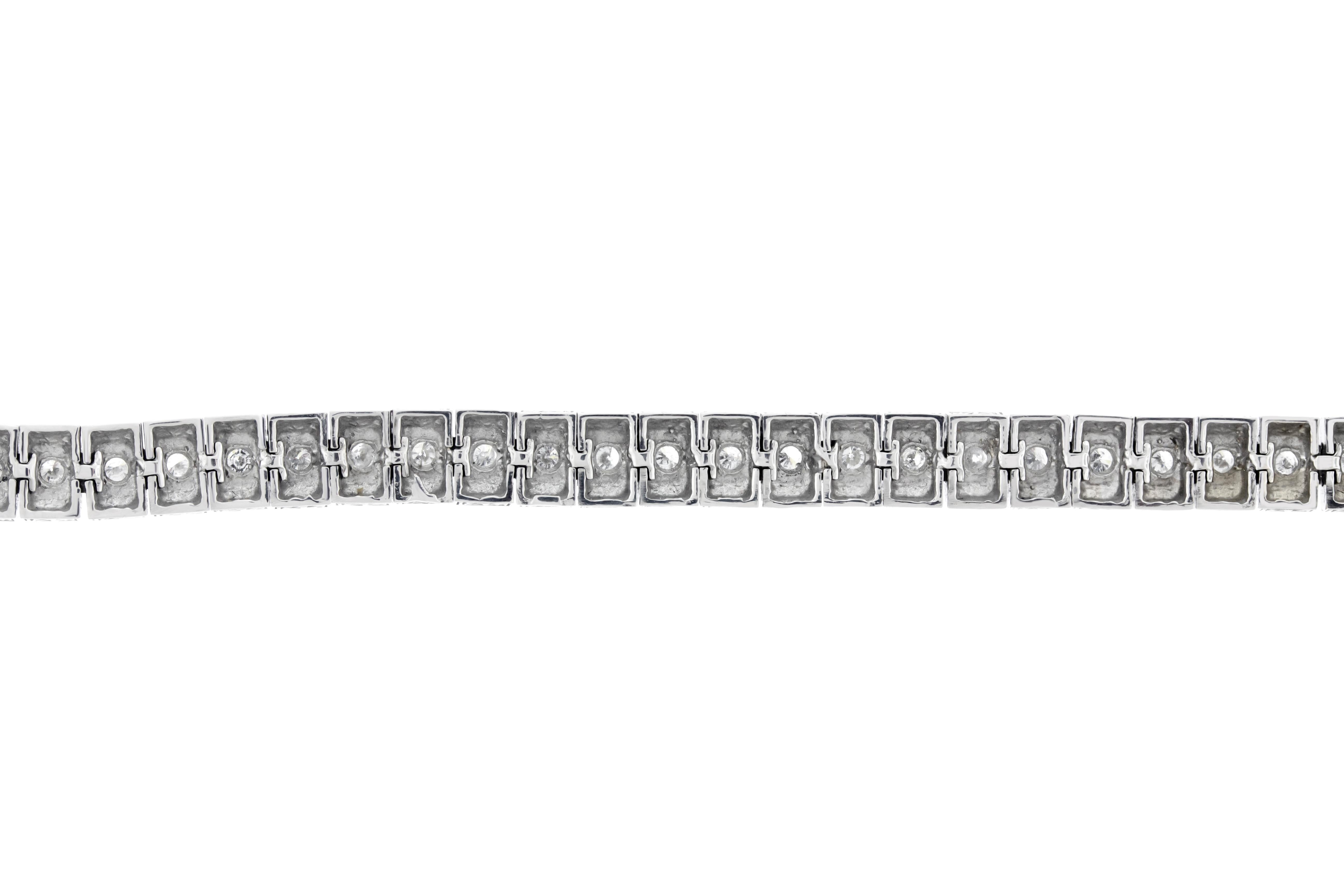 Round Cut 14 Karat White Gold “Art Deco Style” Diamond Tennis Bracelet