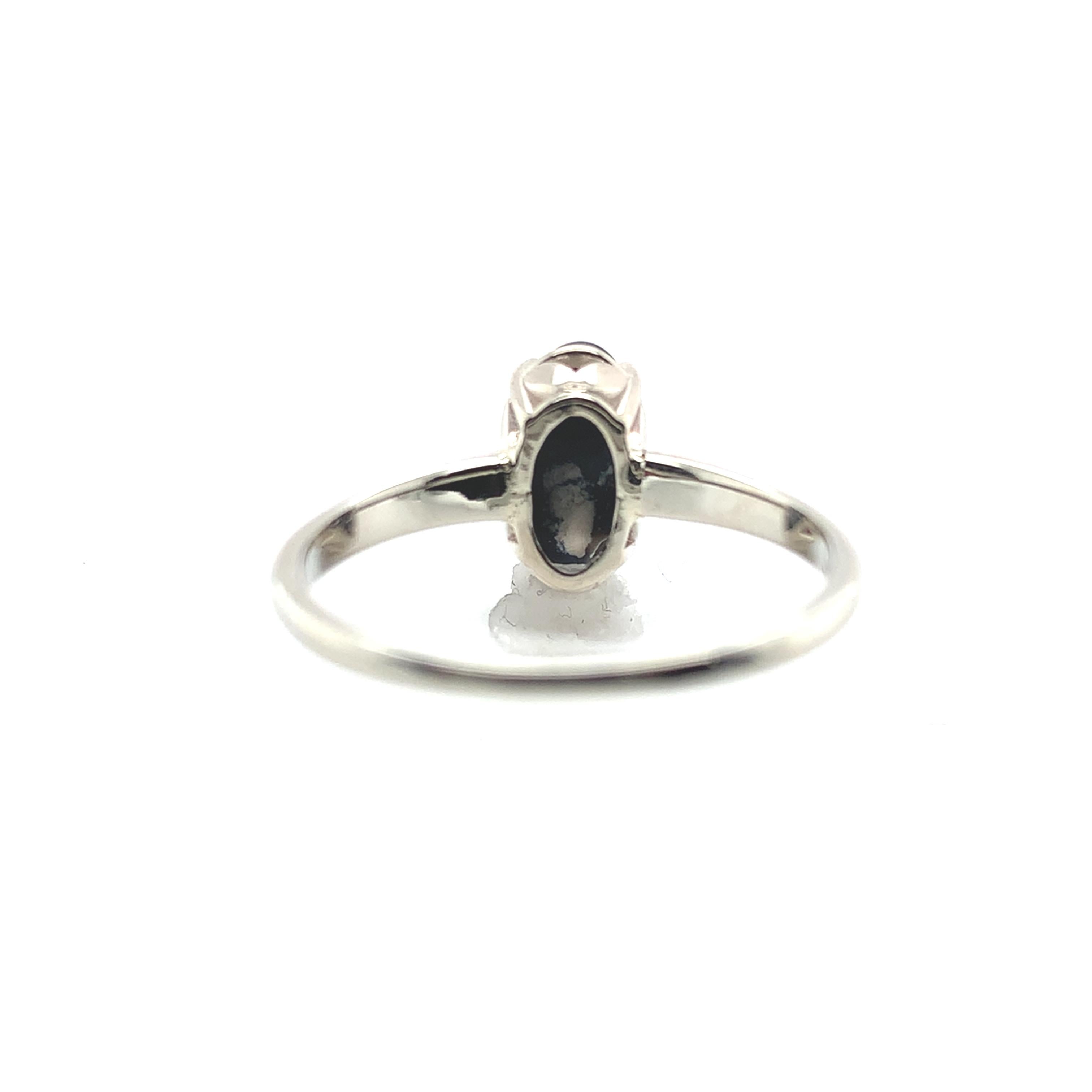 da uomo o donna Anello in oro bianco 14K con opale nero australiano da 0,86 carati, misura 5,75 in vendita