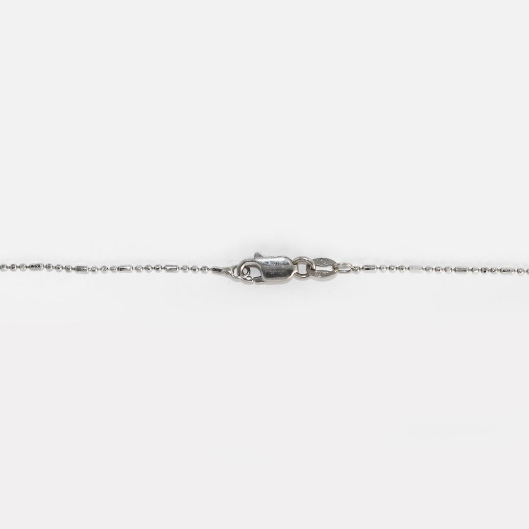 Collana in oro bianco 14K con opale nero australiano 5,3g In condizioni ottime in vendita a Laguna Beach, CA