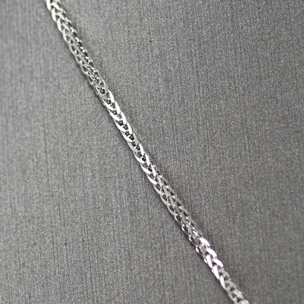 Taglio baguette Collana a cuore con diamanti baguette in oro bianco 14K 0,75ct in vendita