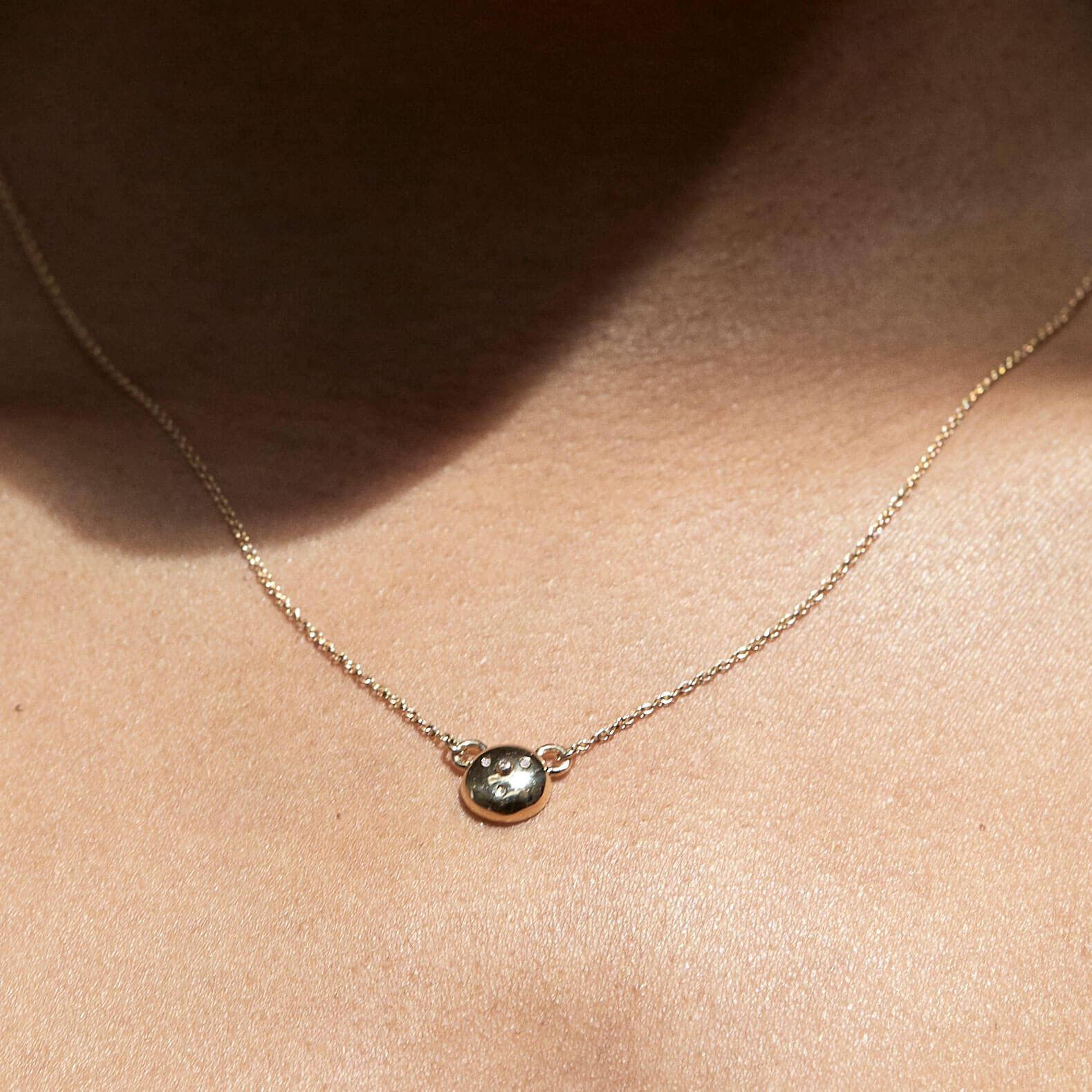 Contemporary 14k White Gold Bear Diamond Animal Pendant Necklace For Sale