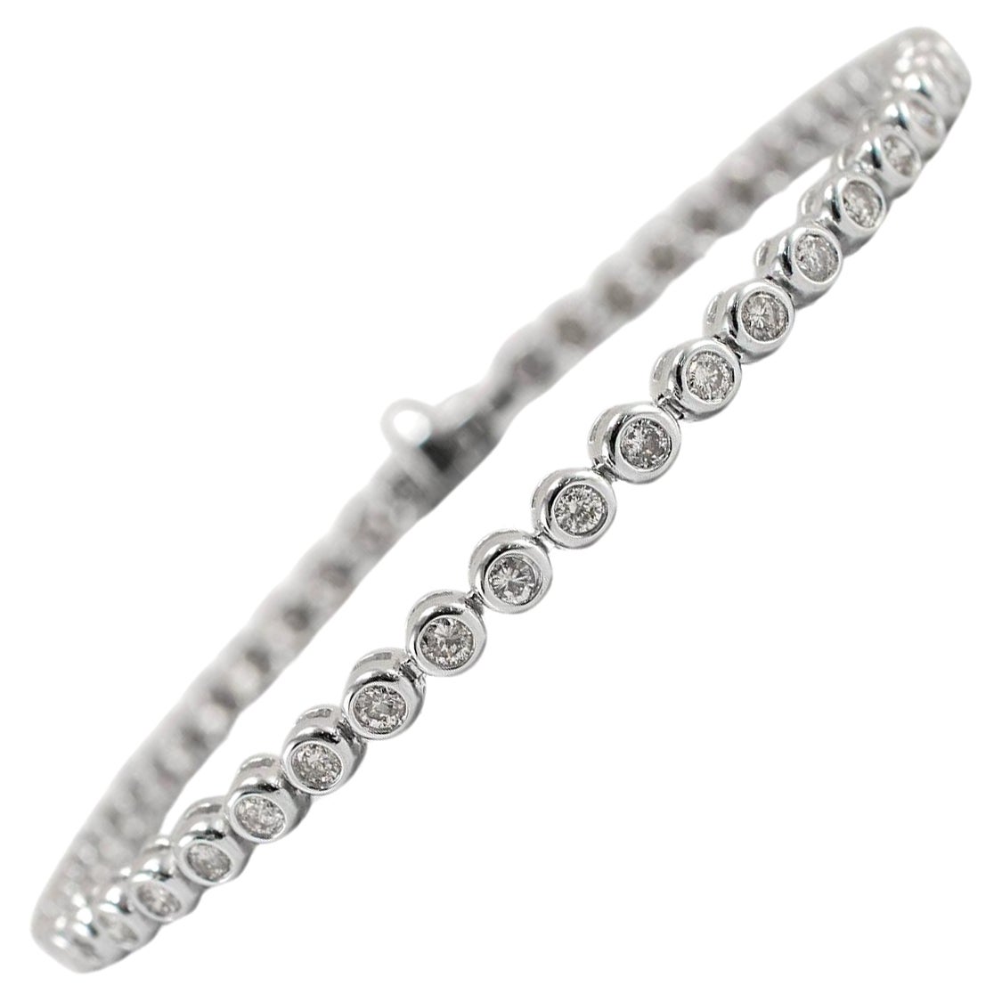 Pulsera de tenis de oro blanco de 14 quilates con diamantes engastados de 1,94 ct en venta