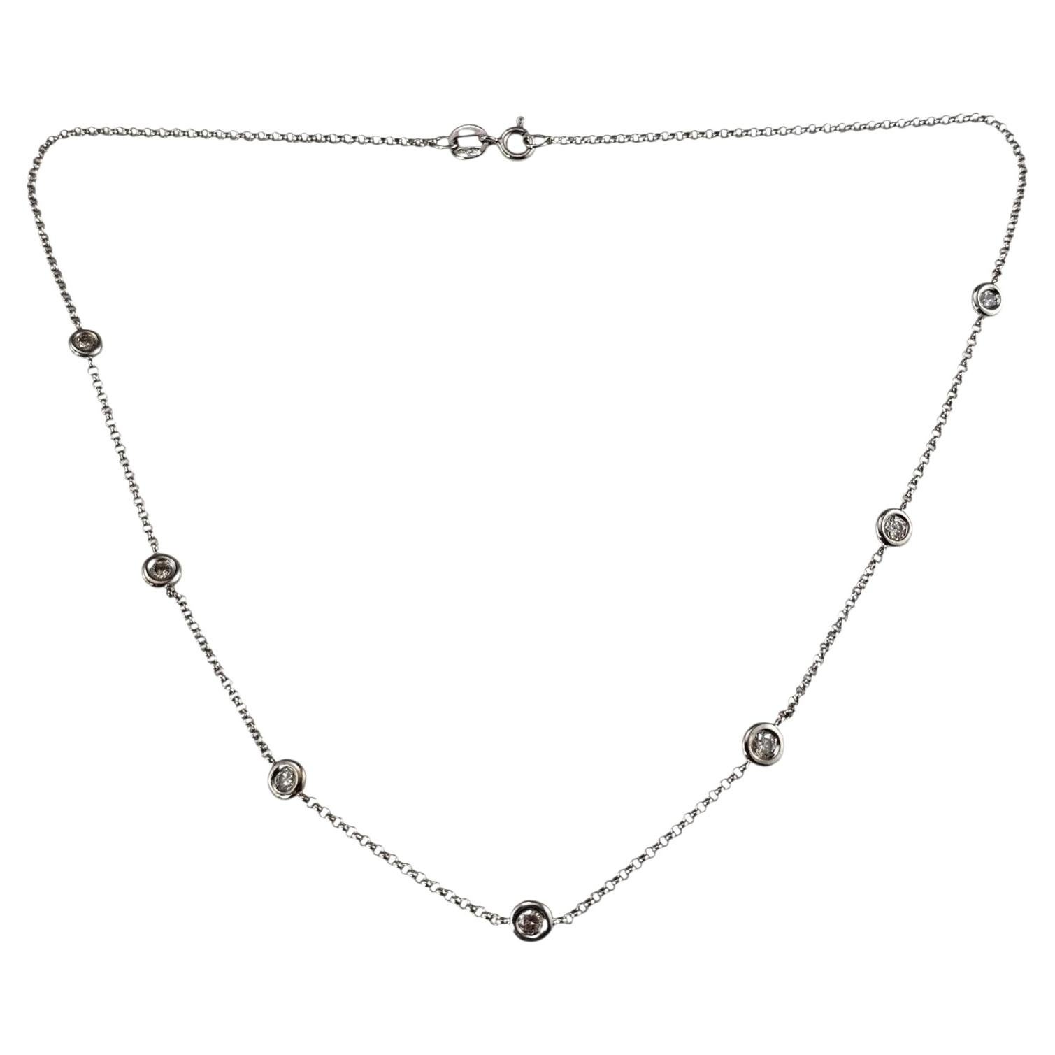 Halskette aus 14-karätigem Weißgold mit in die Fassung eingefassten Diamanten, 16" #25711