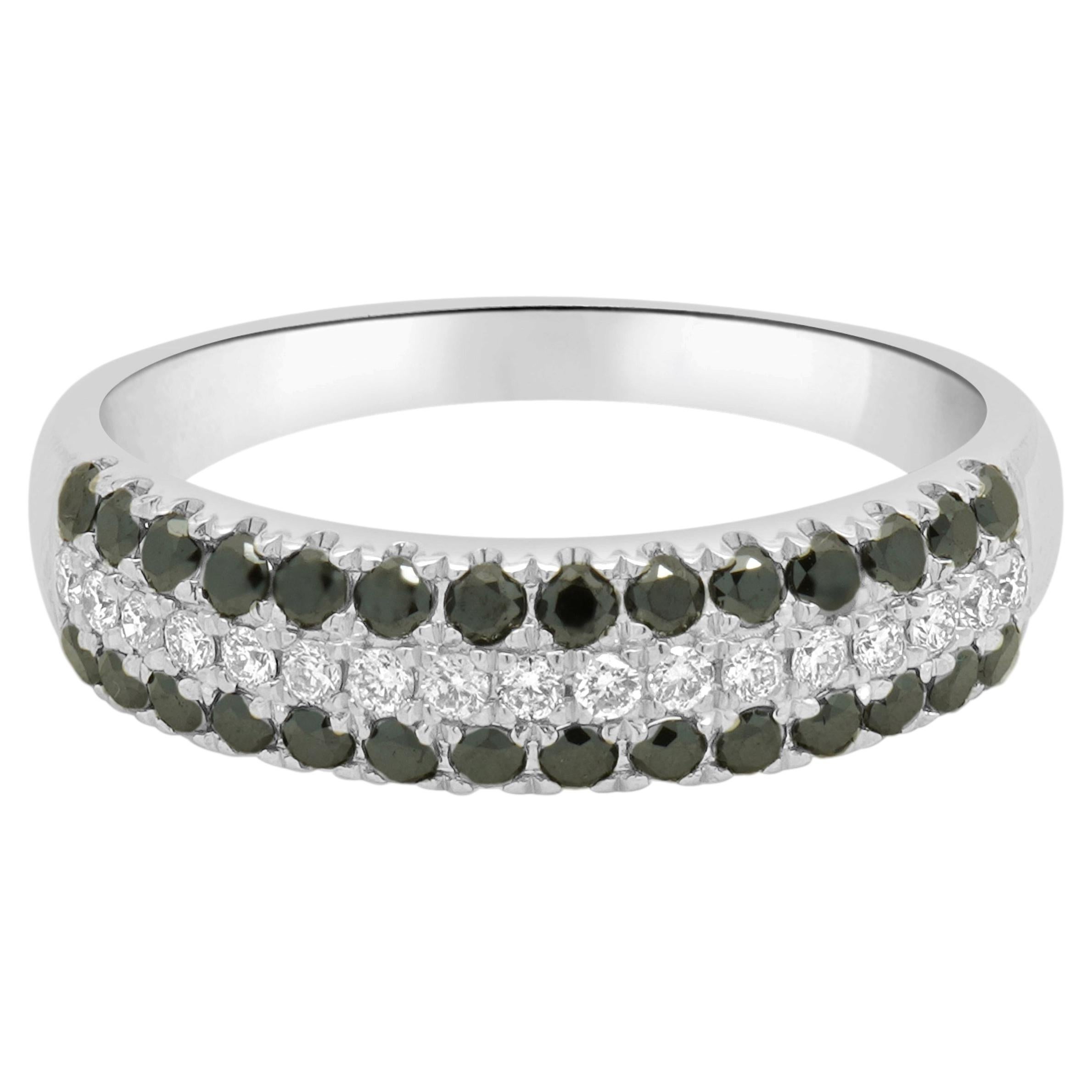 14K White Gold Black and White Diamond 3-Row Band
