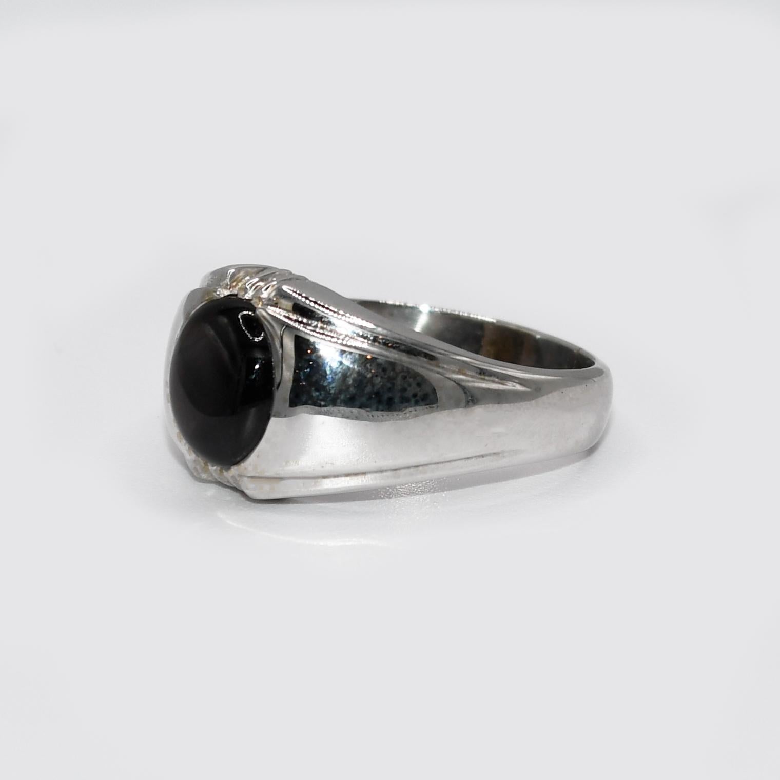 14K White Gold Black Sapphire Ring, 10.6g For Sale 1