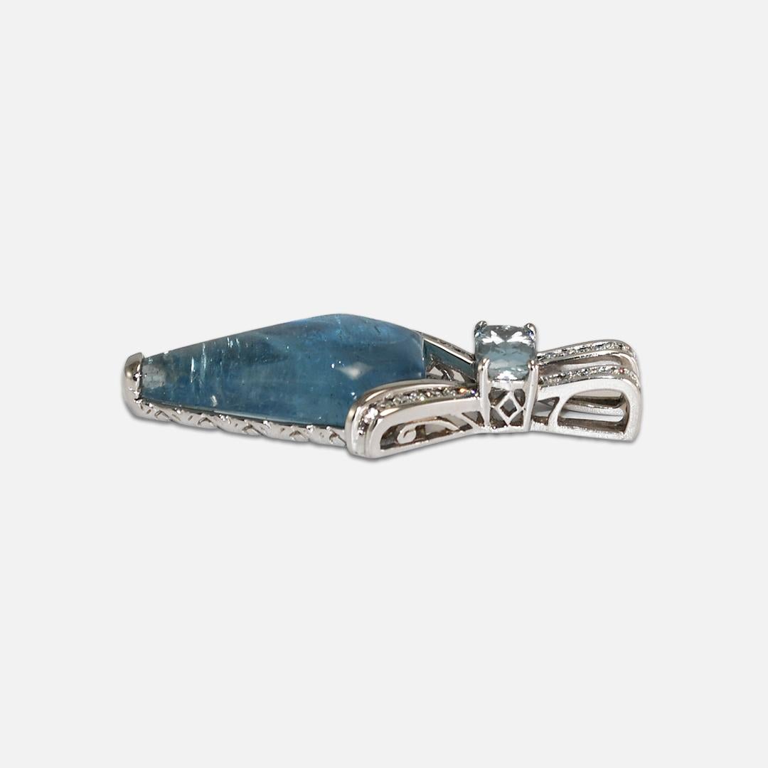 14K White Gold Blue Beryl, Blue Topaz and Diamond Pendant In Excellent Condition For Sale In Laguna Beach, CA