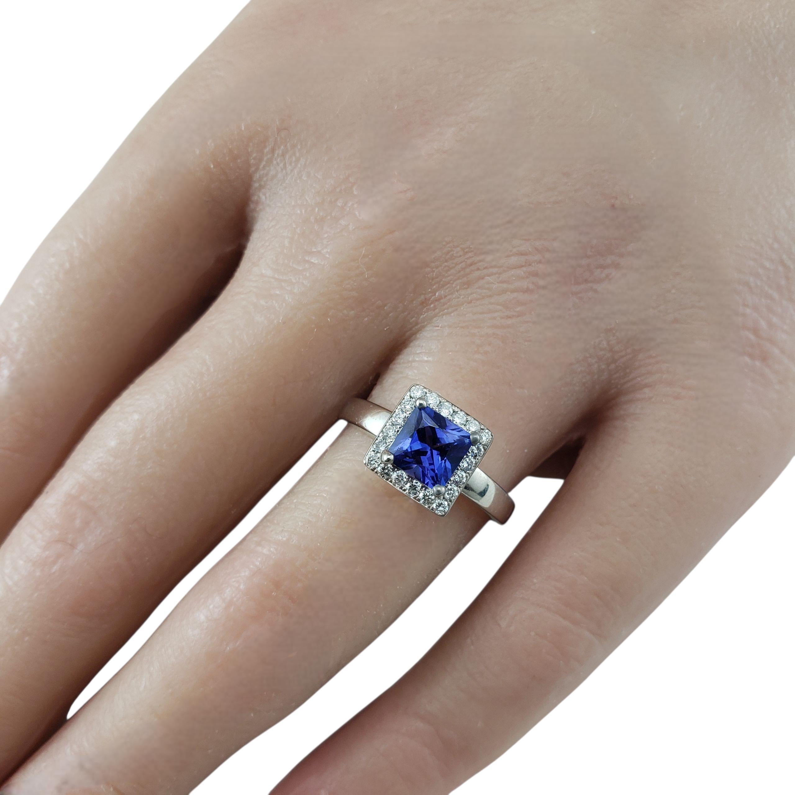Bague en or blanc 14K avec verre bleu et diamant Taille 8 #23319 en vente 1
