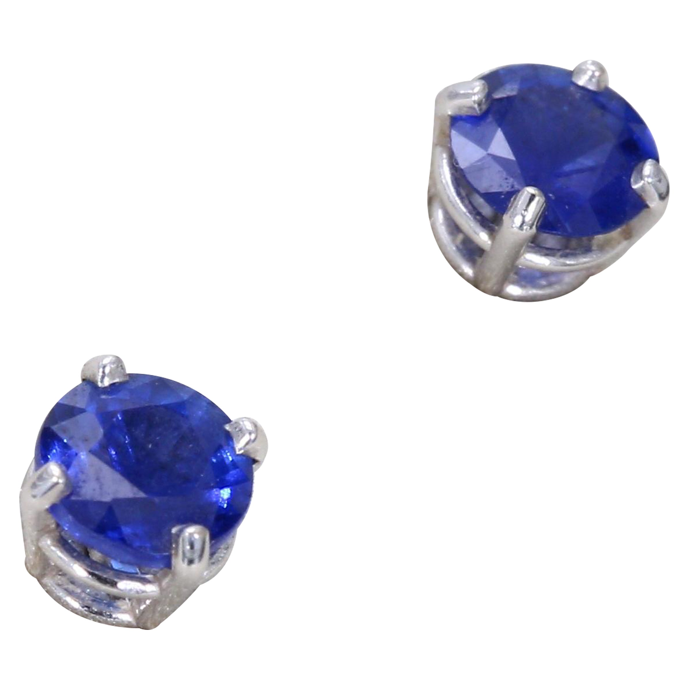 14k White Gold 
Blue Sapphire Stud Earrings