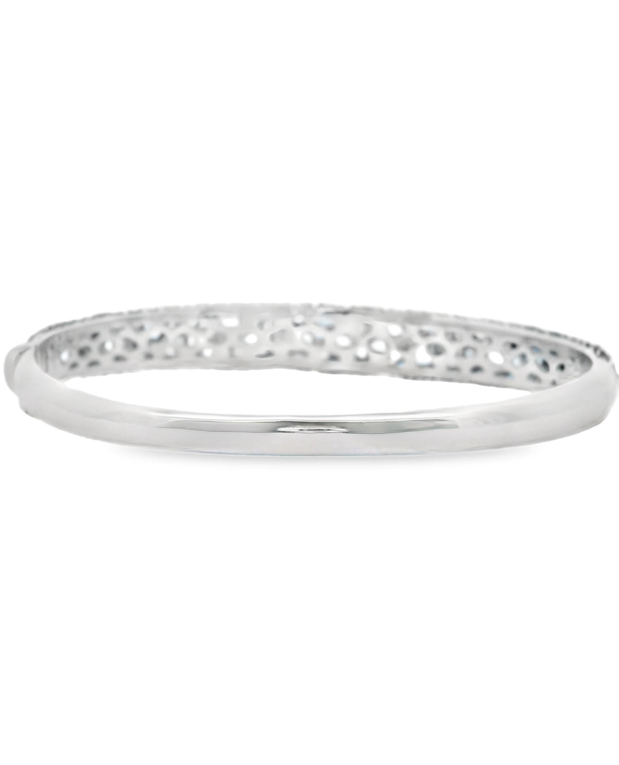 14K White Gold Blue Topaz Bangle with Diamonds In New Condition For Sale In Old Tappan, NJ