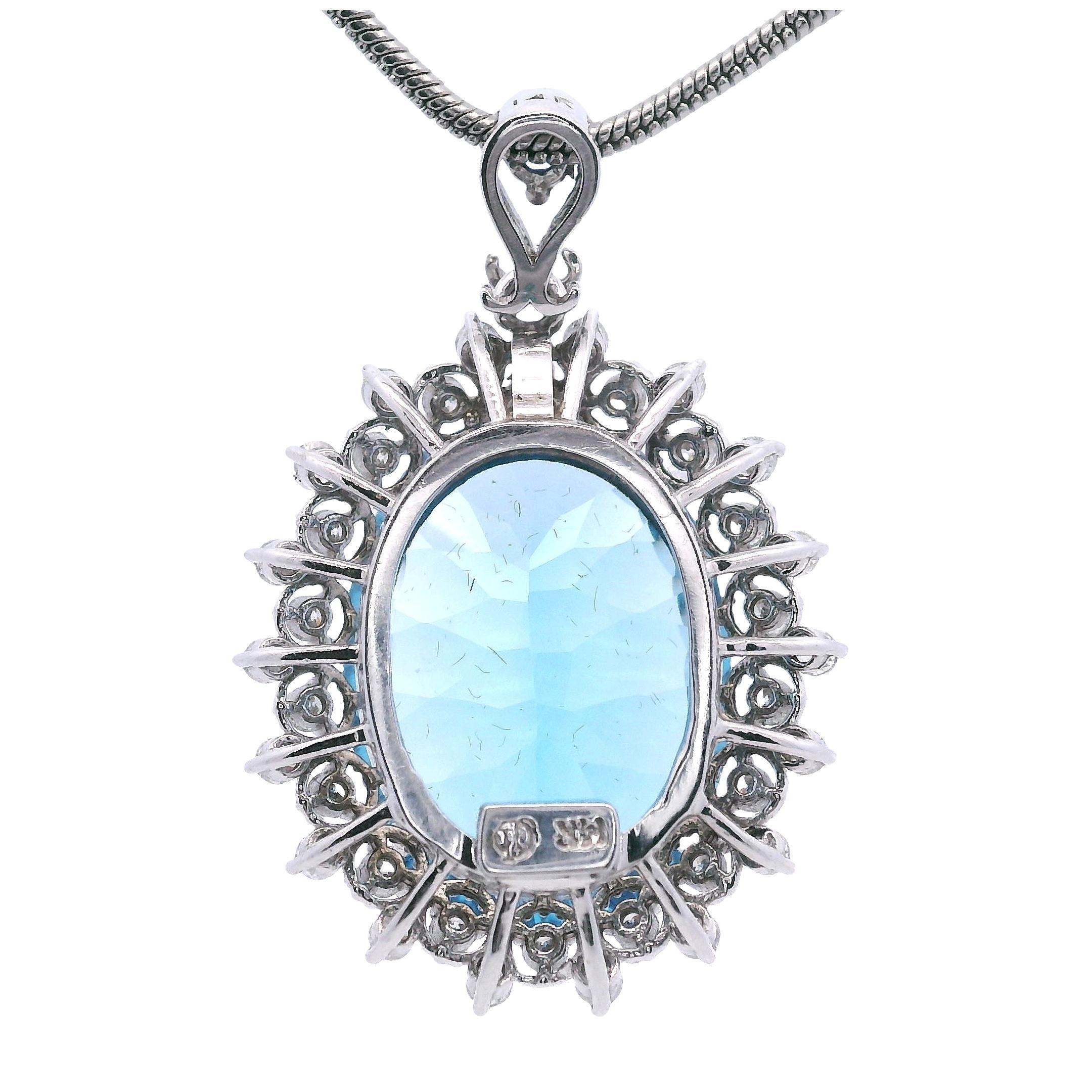 Collier en or blanc 14K avec topaze bleue et diamant Unisexe en vente