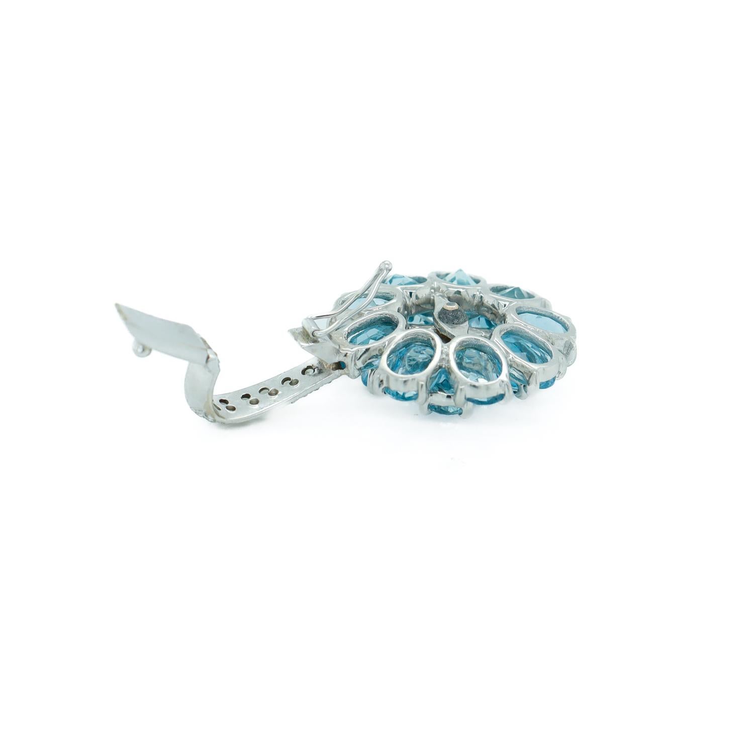 Ciondolo a forma di fiore in oro bianco 14k, tormalina blu e diamante in vendita 9