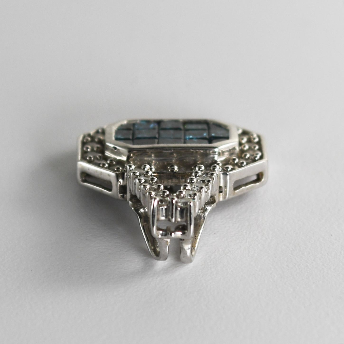 14K Weißgold Blau & Weiß Diamant Ohrringe & Anhänger Set im Angebot 2