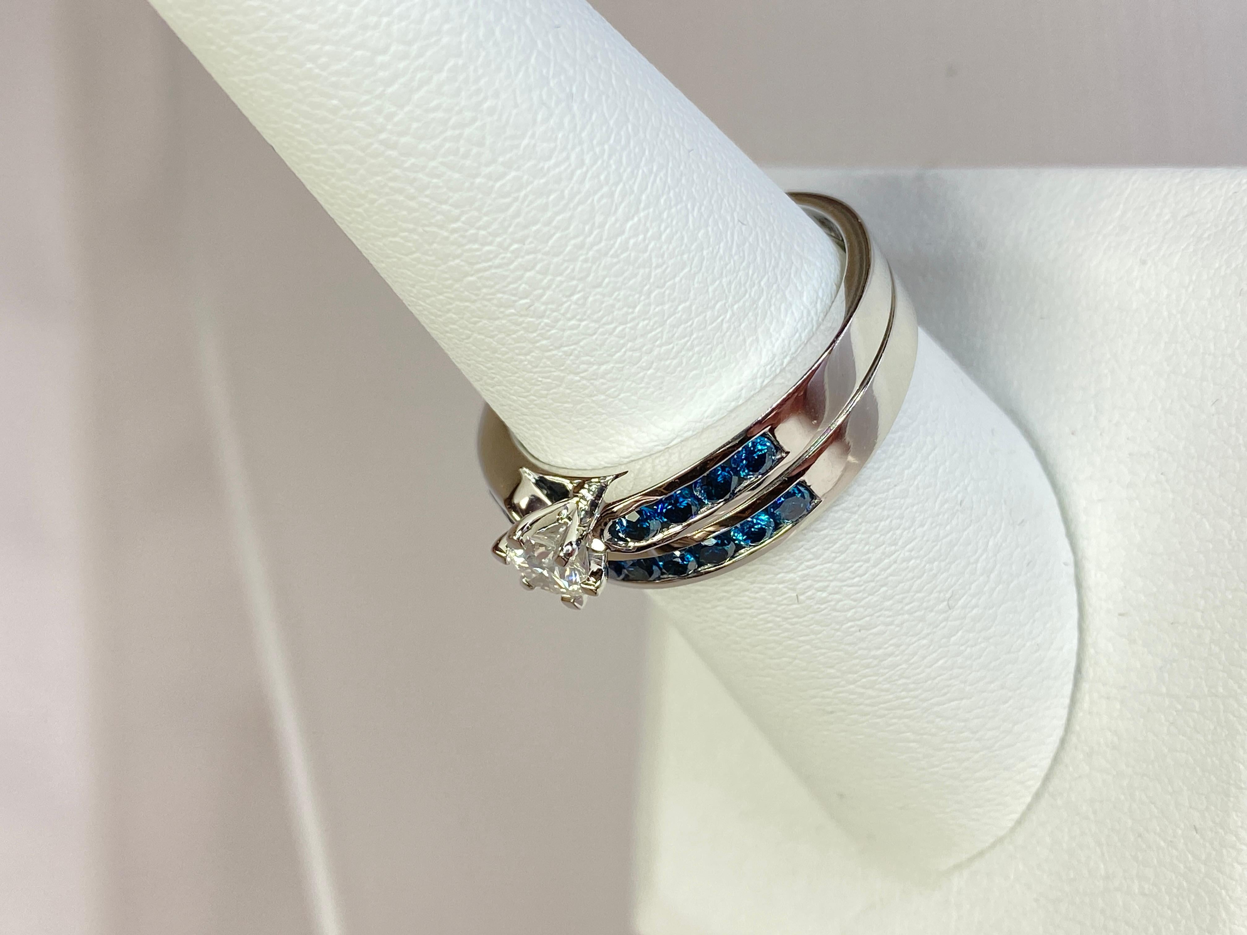 14K White Gold Blue & White Diamond Solitaire Accent Wedding Engagement Ring Set For Sale 4