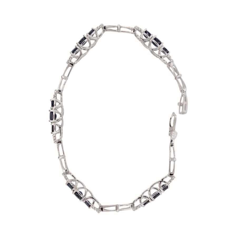 Bracelet en or blanc 14K avec diamants et saphirs_124023 en vente 1