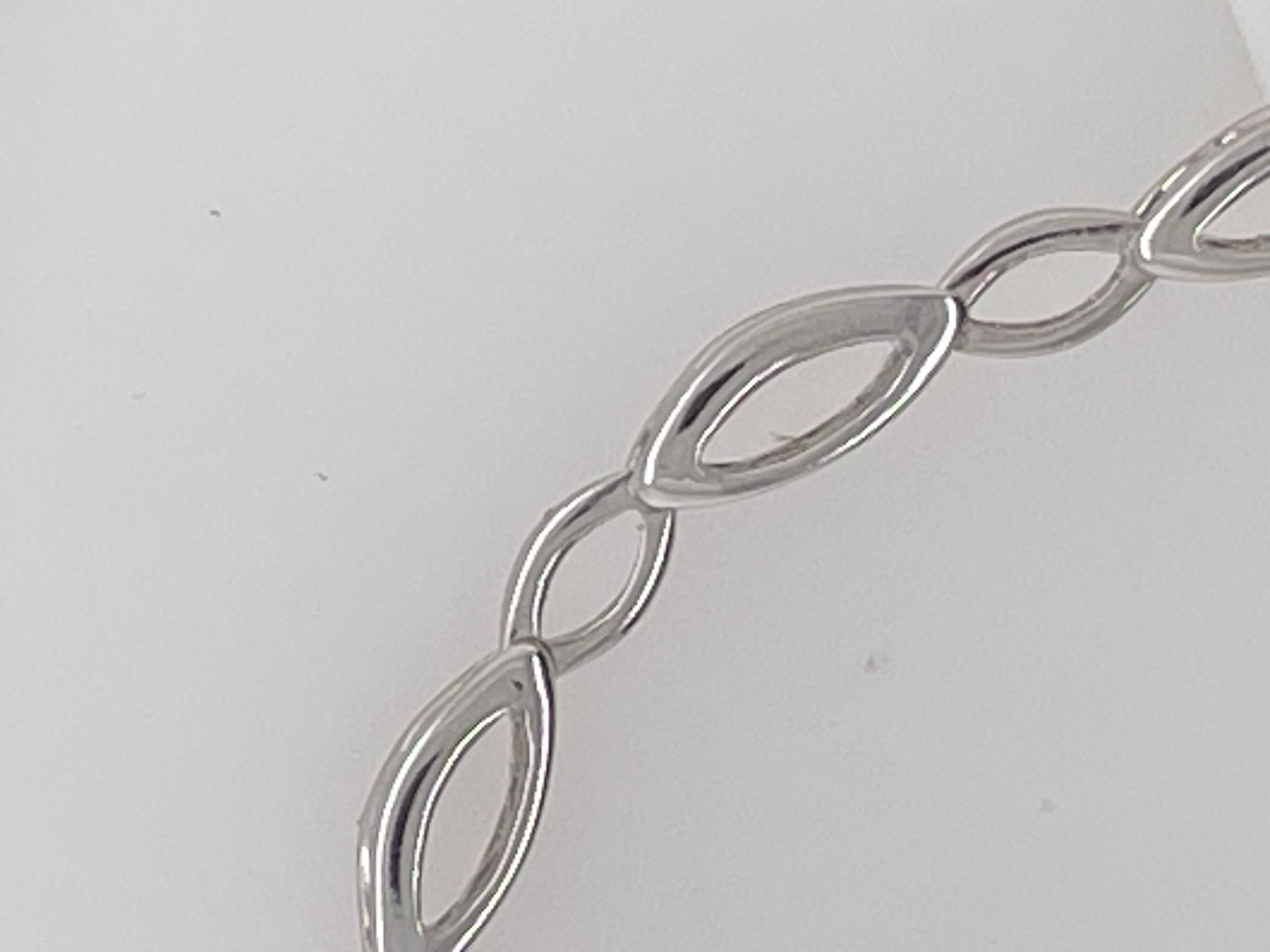 Women's or Men's 14K White Gold Bracelet with Diamonds For Sale