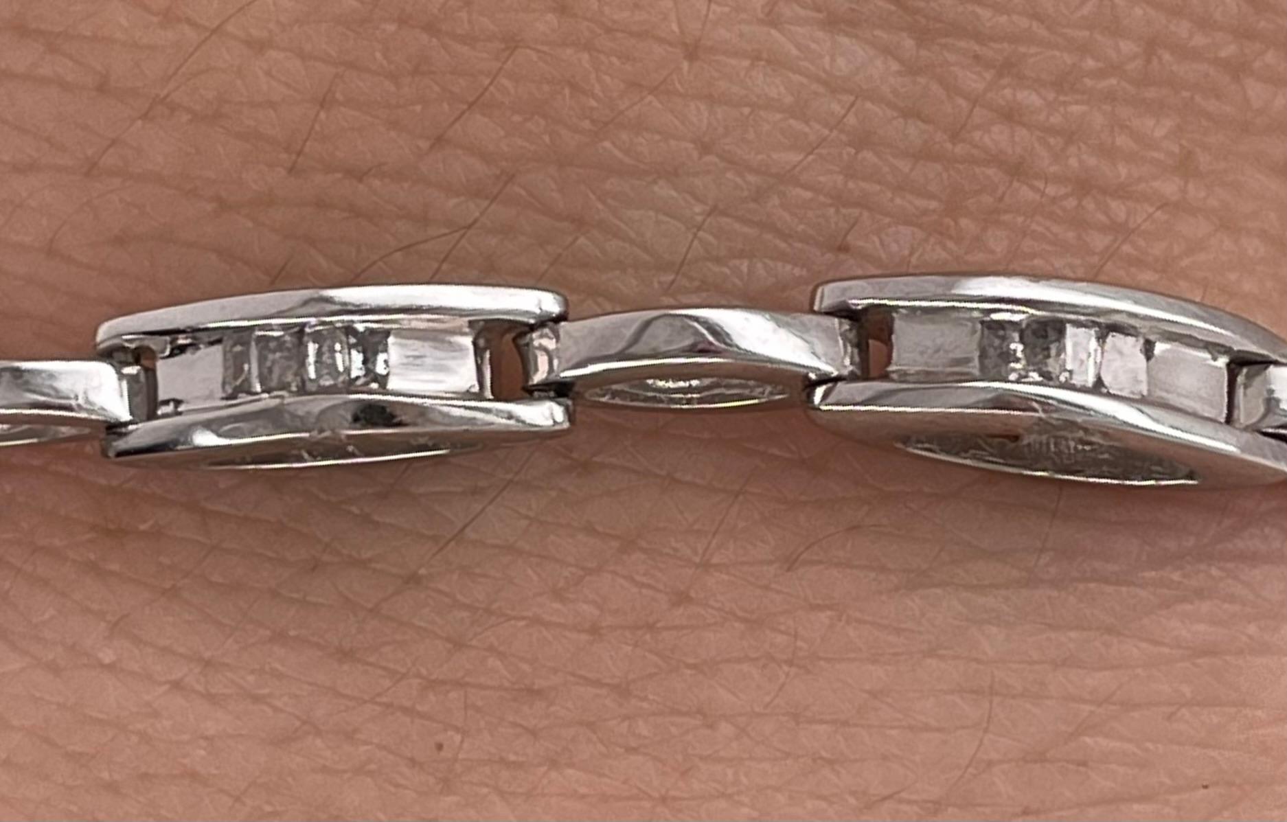 14K White Gold Bracelet with Diamonds For Sale 3