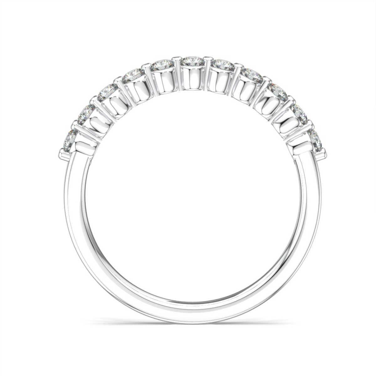 Una delicata fede con diamanti Shared prong per un look scintillante. Prova la differenza!

Dettagli del prodotto: 

Colore della gemma centrale: BIANCO
Tipo di gemma laterale: DIAMANTE NATURALE
Forma della gemma laterale: TONDO
Metallo: Oro bianco