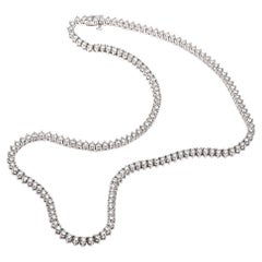14k White Gold Brilliant Cut Diamond Line Necklace, Approximately 11.32 TCW